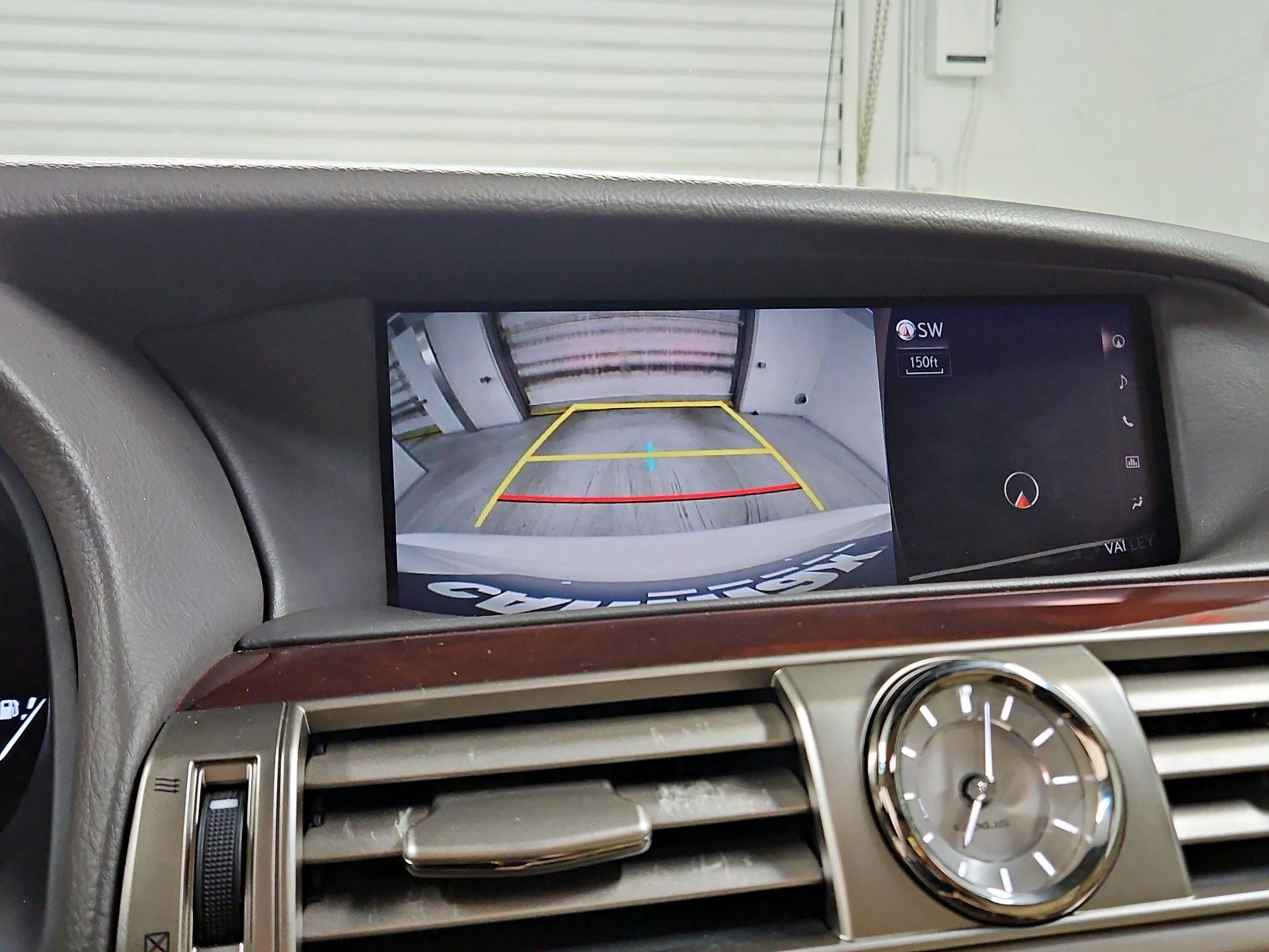 Thumbnail: 2017 Lexus LS - 15