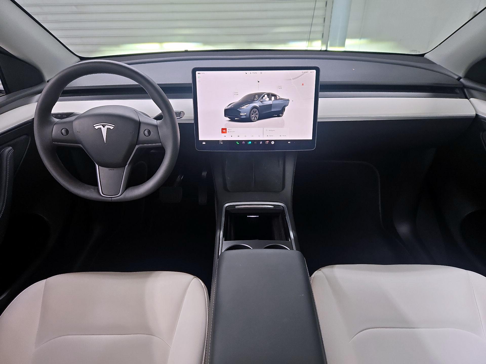 Thumbnail: 2025 Tesla Model Y - 9