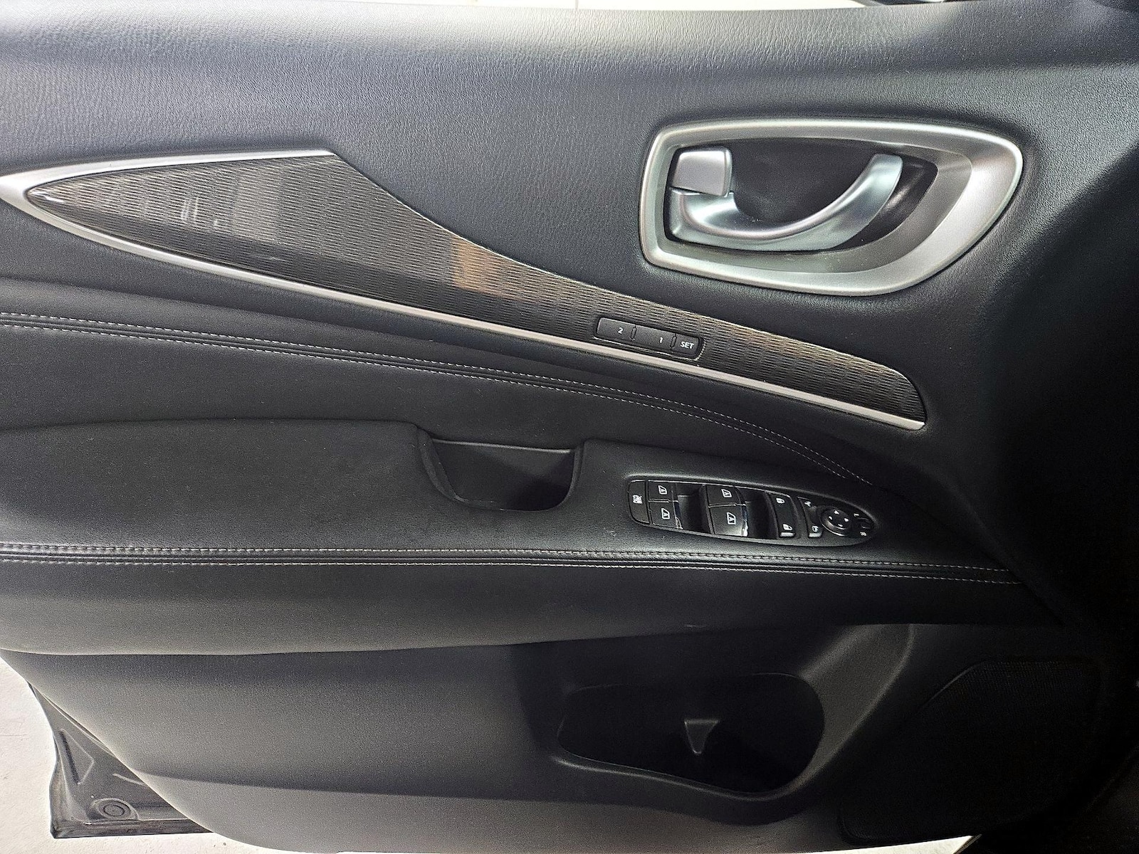 2018 INFINITI QX60 Base - Photo 13