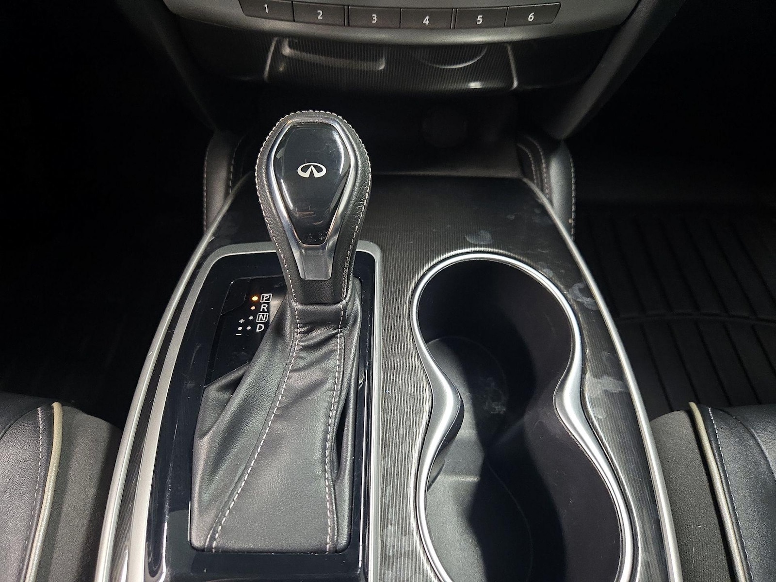 2018 INFINITI QX60 Base - Photo 19