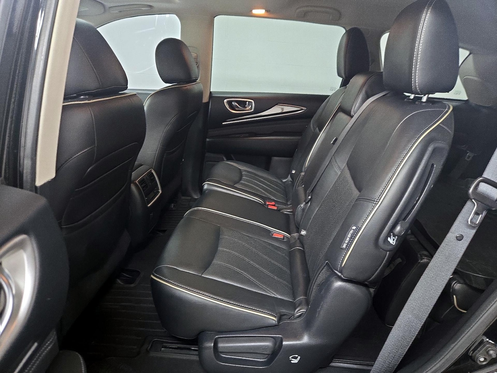 2018 INFINITI QX60 Base - Photo 22