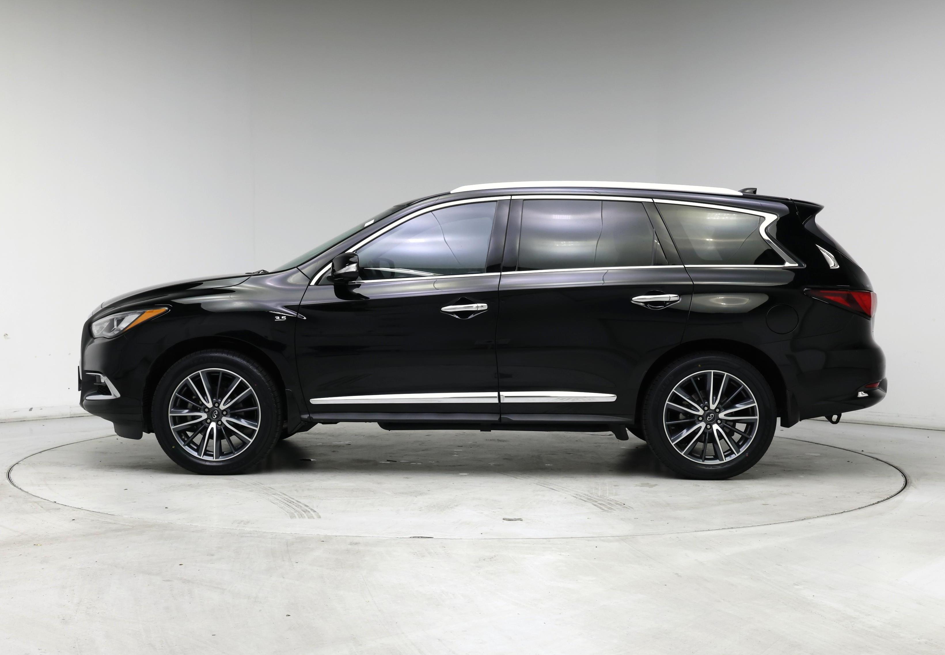 Thumbnail: 2018 INFINITI QX60 - 3