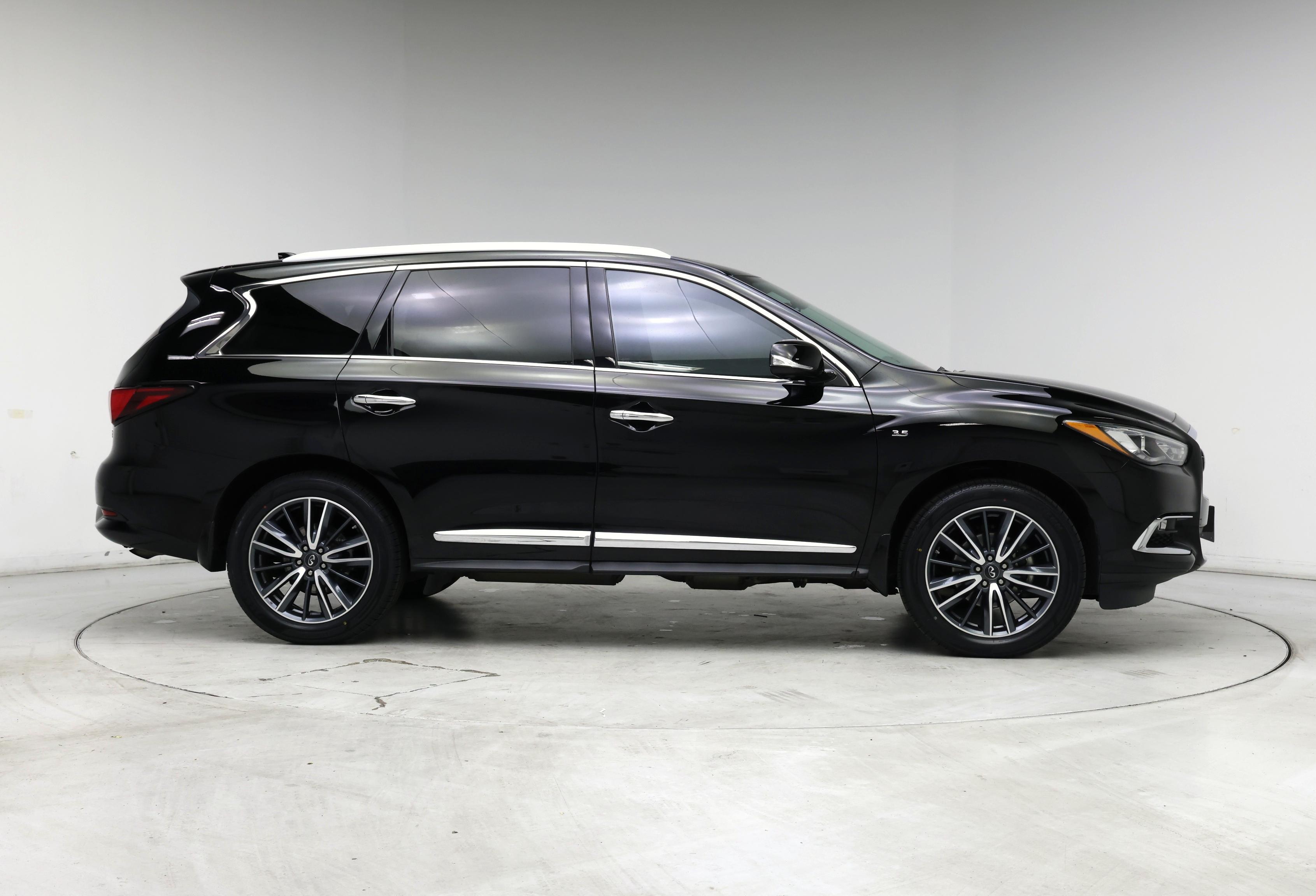 Thumbnail: 2018 INFINITI QX60 - 7