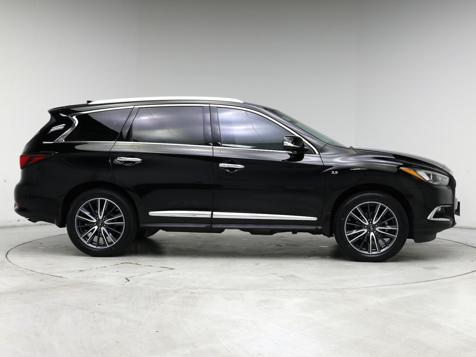 2018 INFINITI QX60 Base - Photo 8