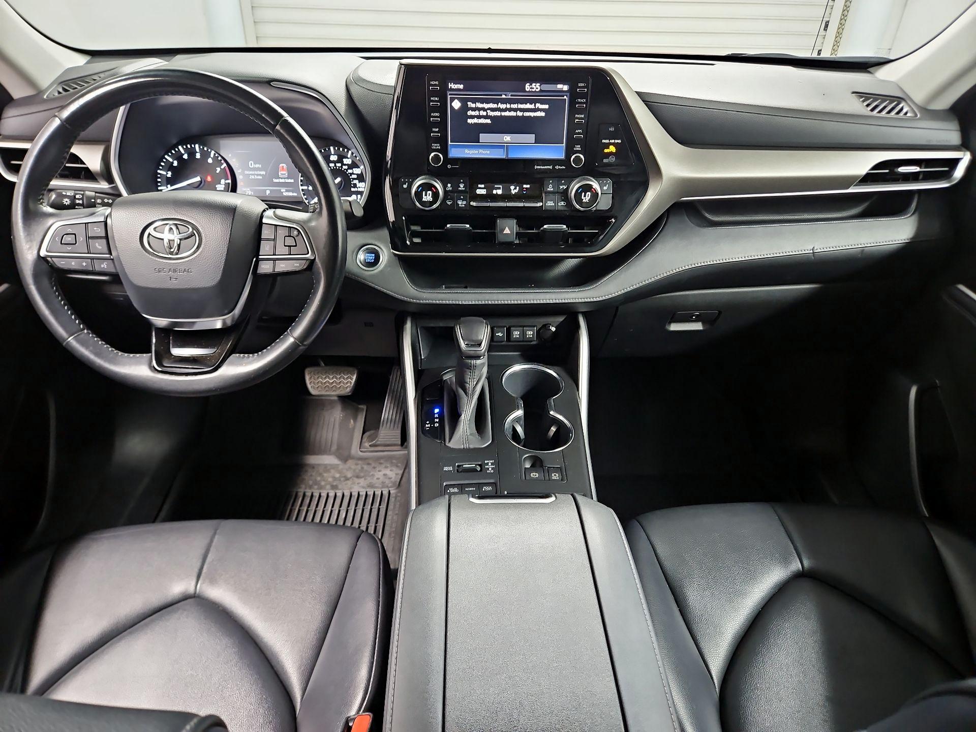 Thumbnail: 2020 Toyota Highlander - 9