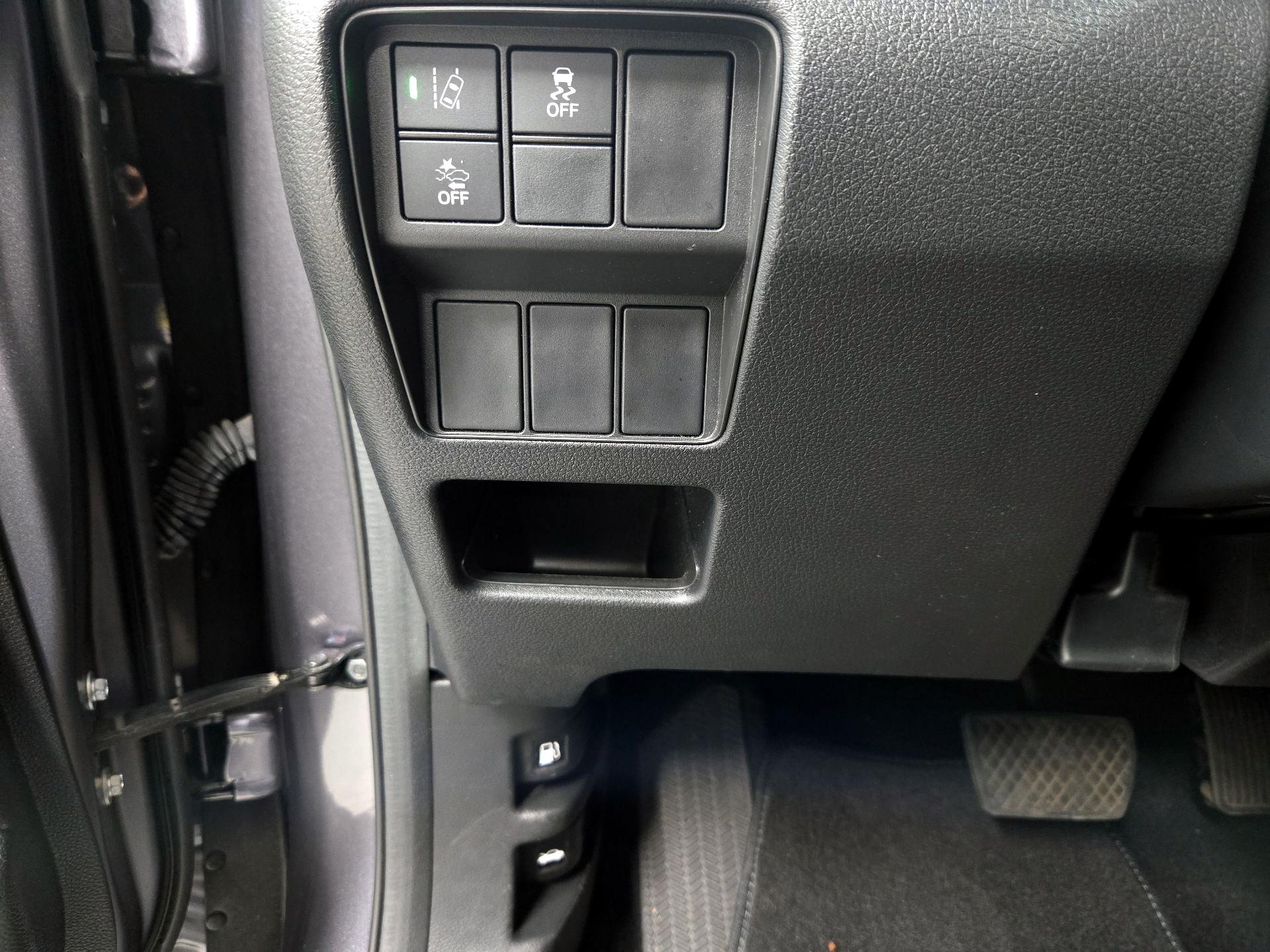Thumbnail: 2018 Honda CR-V - 13