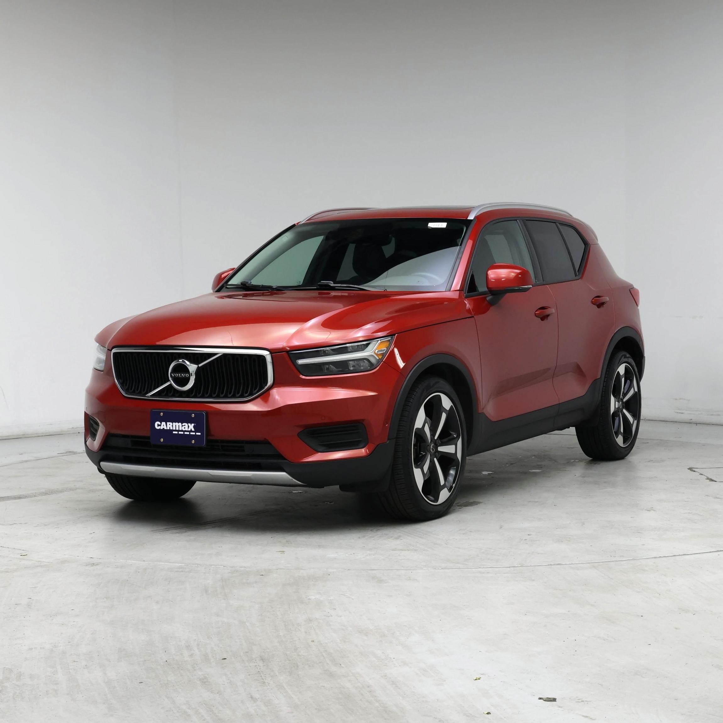 Thumbnail: 2019 Volvo XC40 - 4