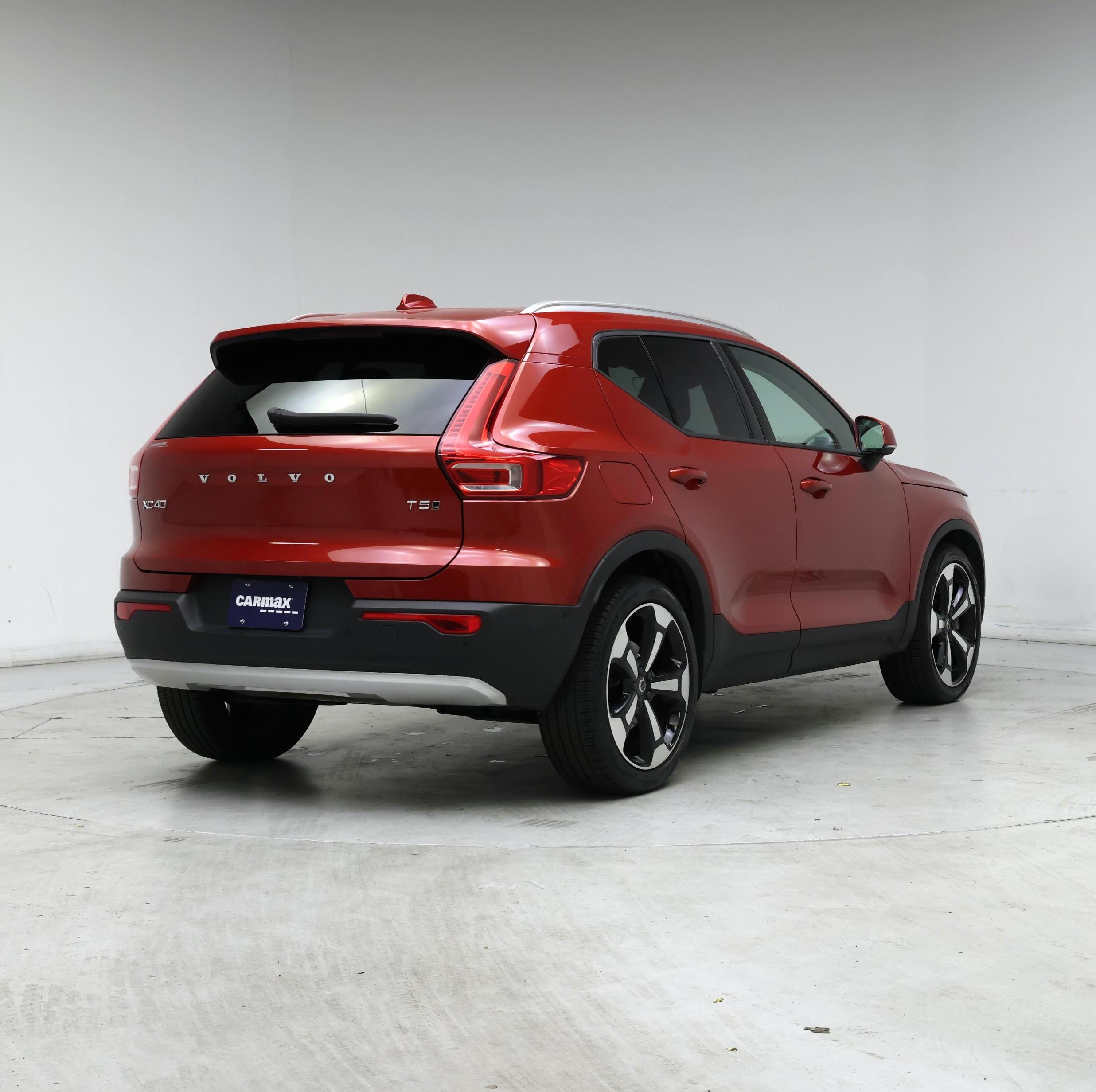Thumbnail: 2019 Volvo XC40 - 8