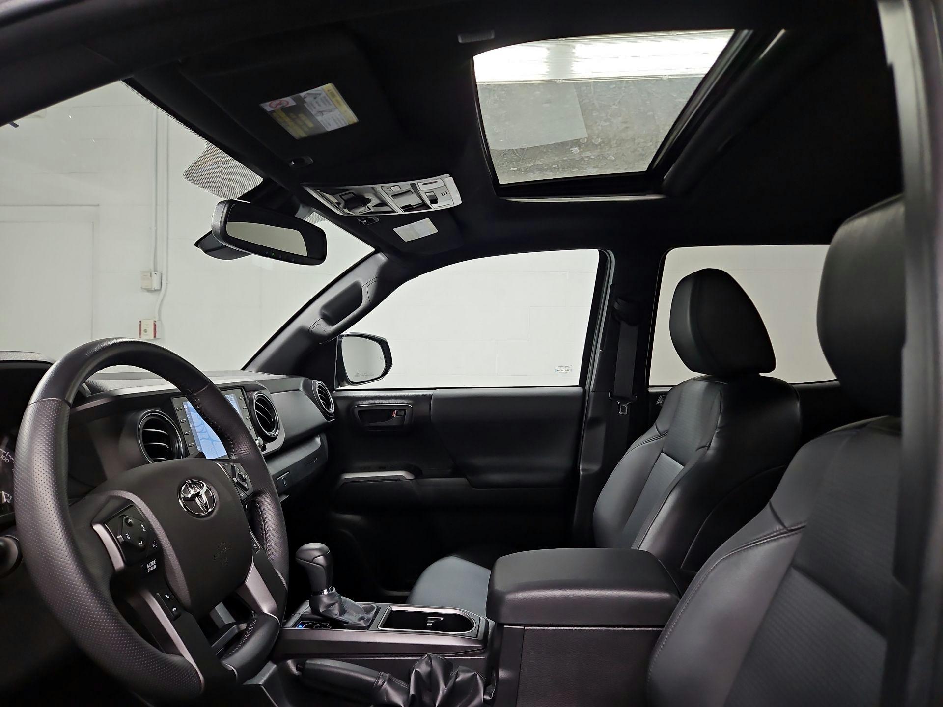 Thumbnail: 2023 Toyota Tacoma - 20