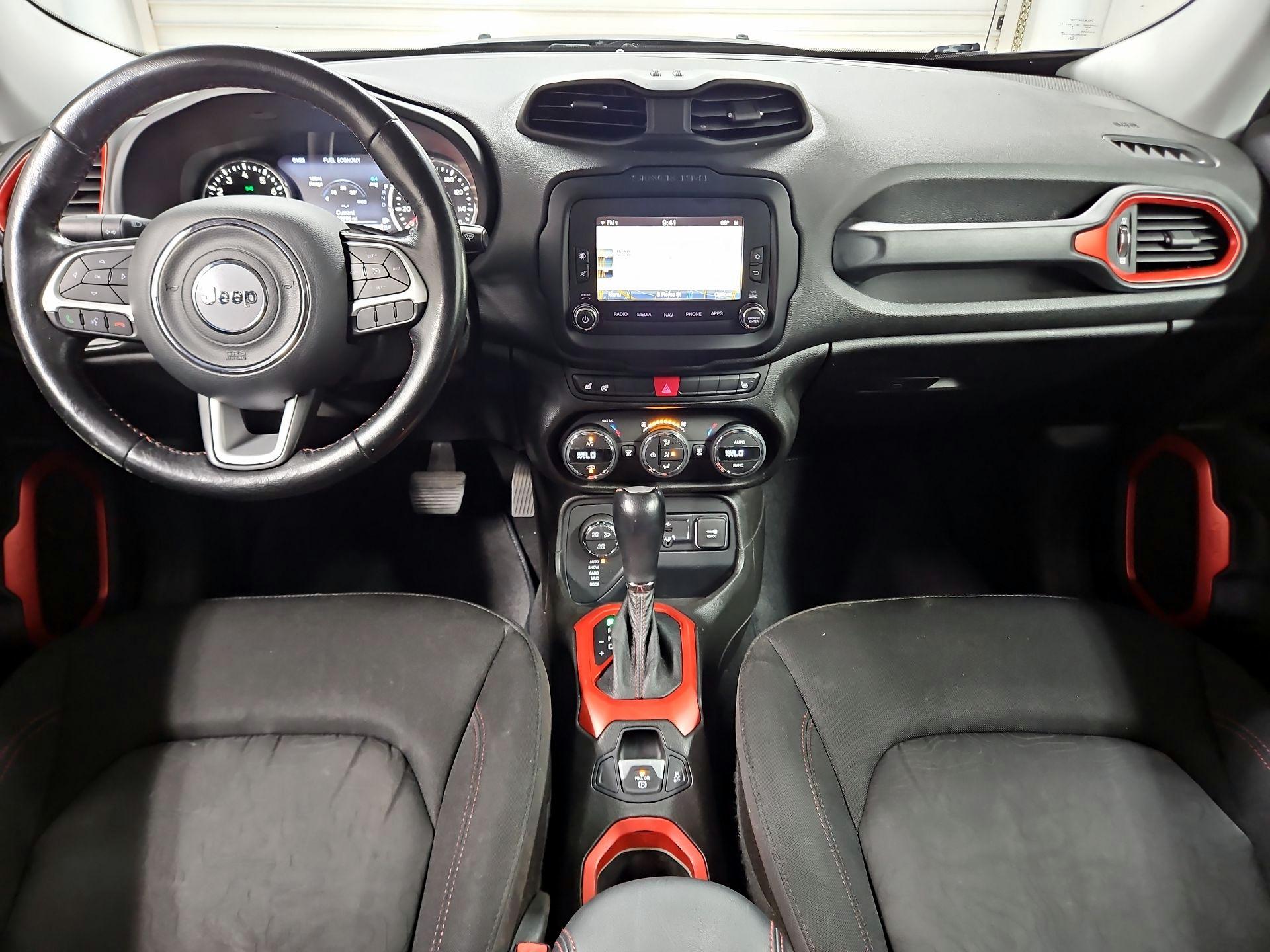 Thumbnail: 2017 Jeep Renegade - 9