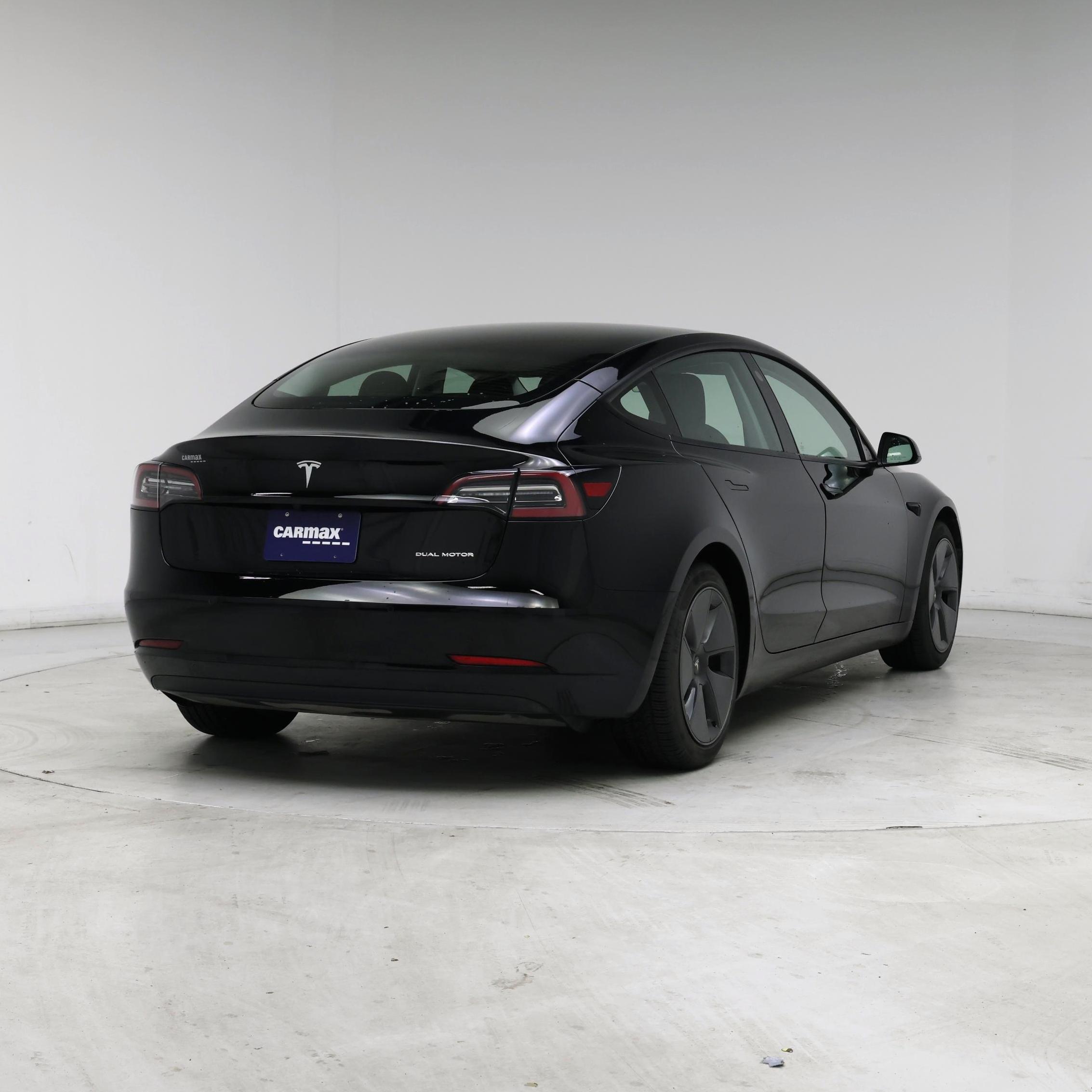 Thumbnail: 2021 Tesla Model 3 - 8