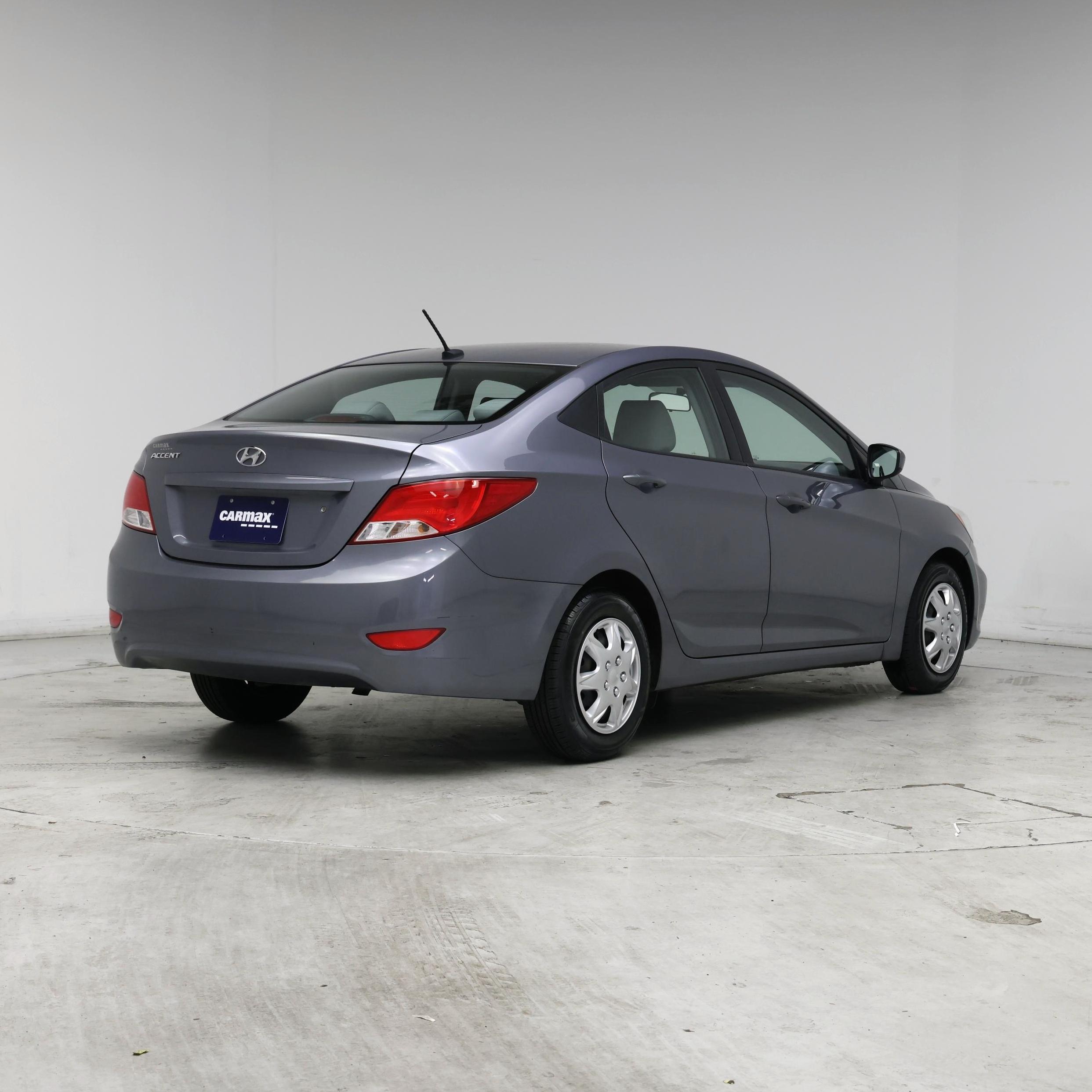 Thumbnail: 2017 Hyundai Accent - 8