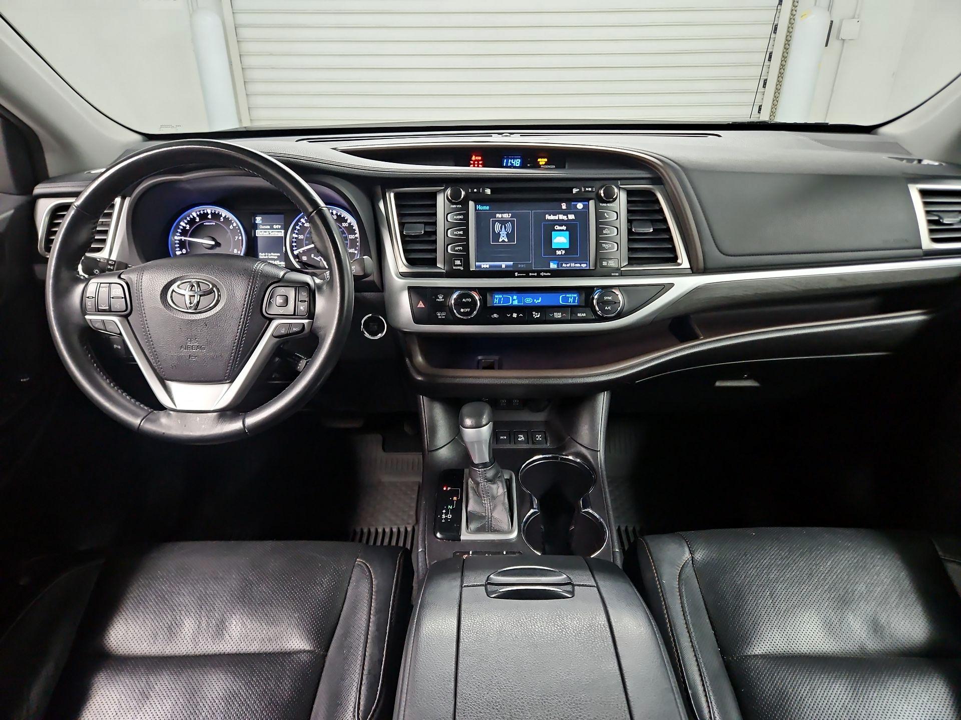 Thumbnail: 2018 Toyota Highlander - 9