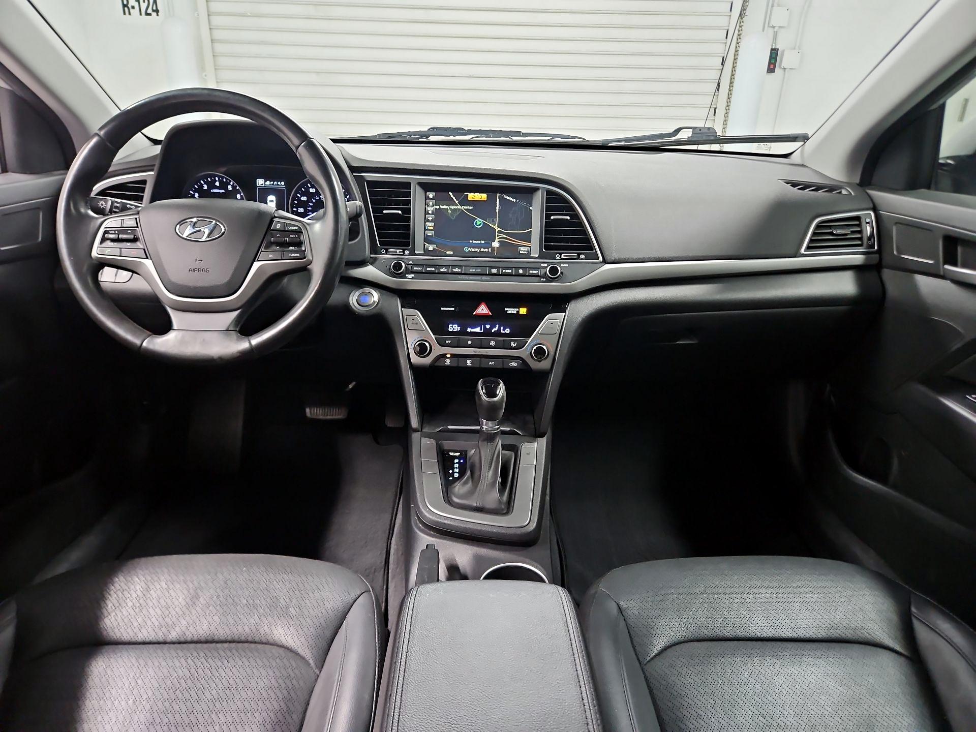 Thumbnail: 2017 Hyundai Elantra - 9