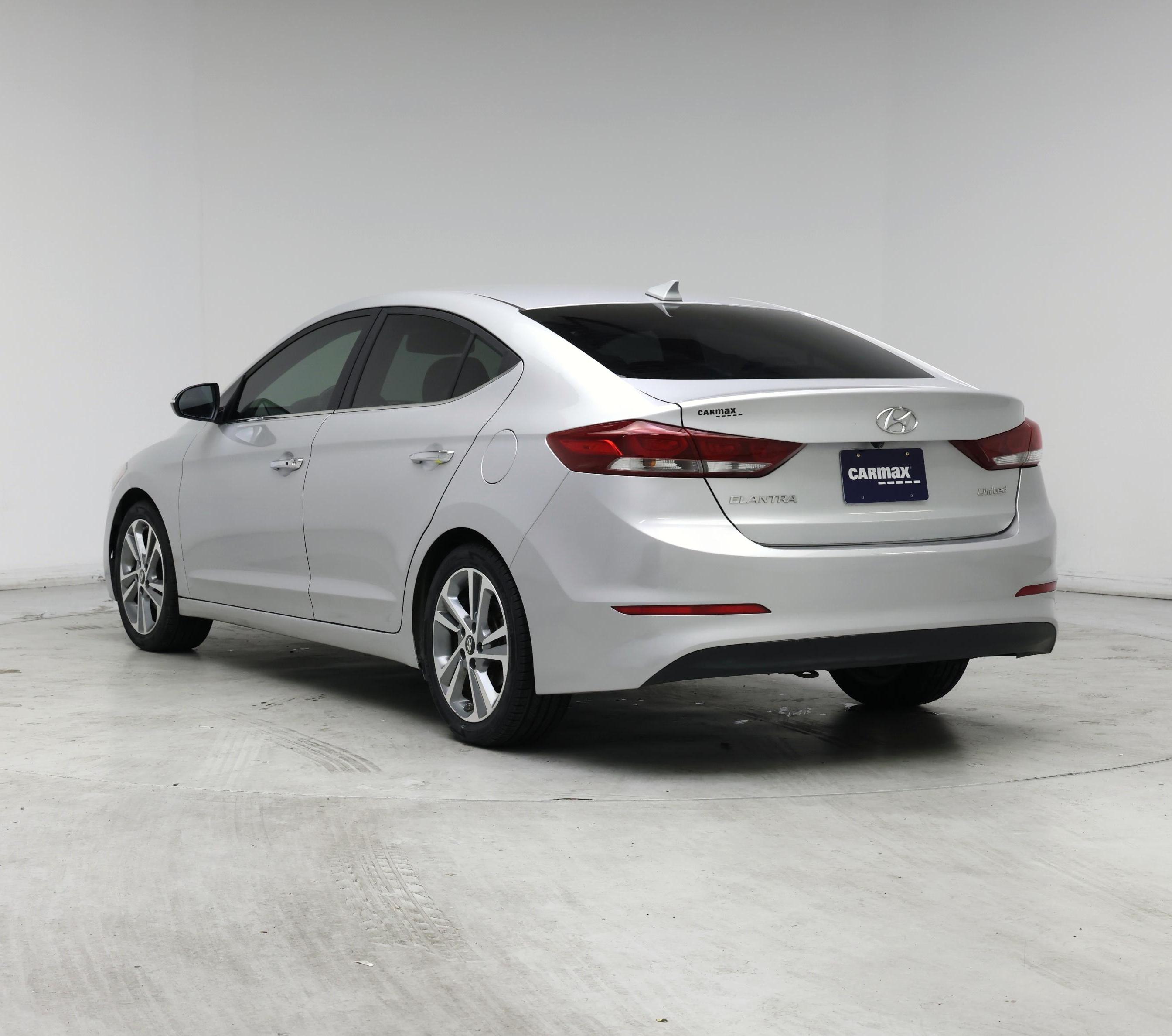 Thumbnail: 2017 Hyundai Elantra - 2
