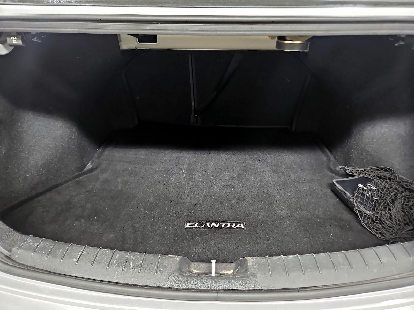 2017 Hyundai Elantra Limited - Photo 23