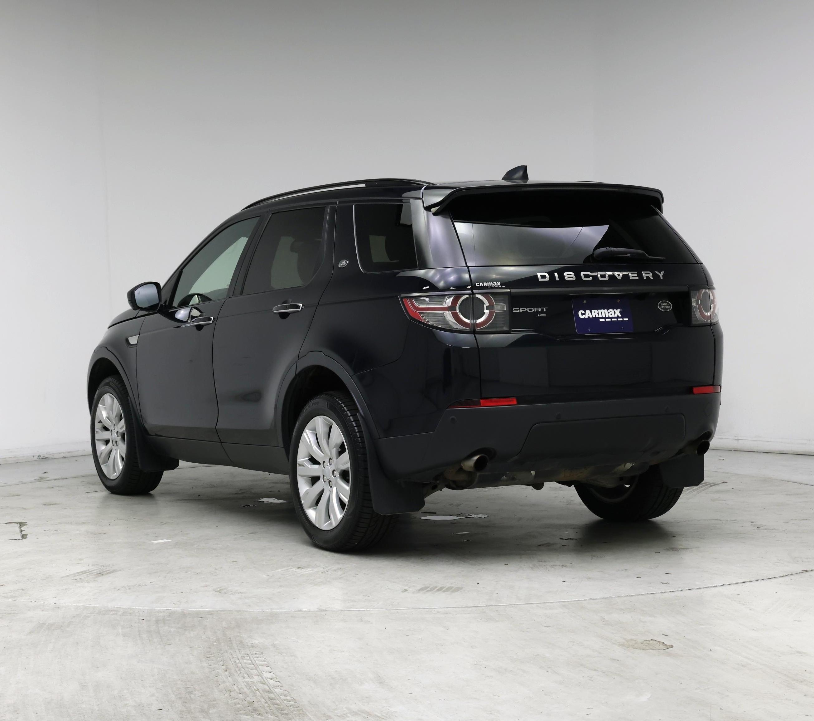 Thumbnail: 2017 Land Rover Discovery Sport - 2