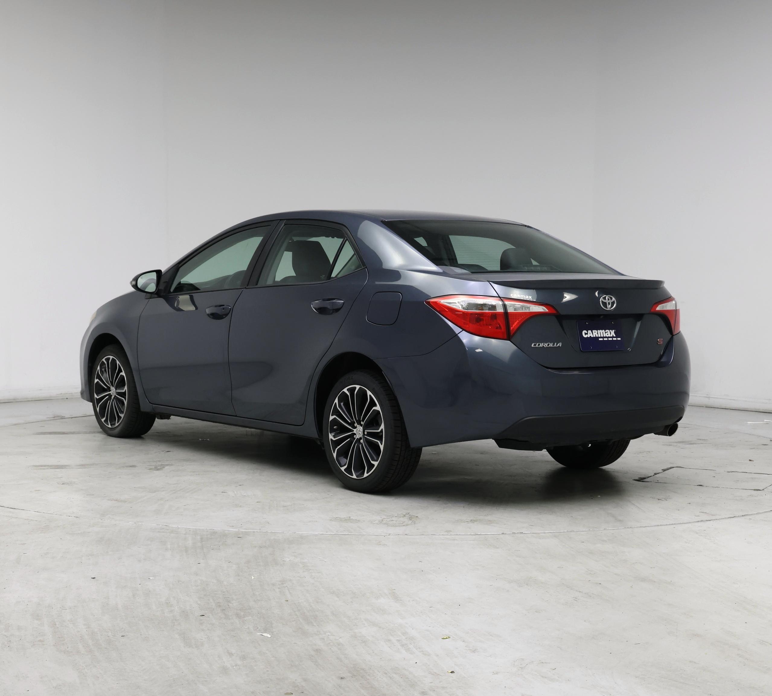 Thumbnail: 2015 Toyota Corolla - 2