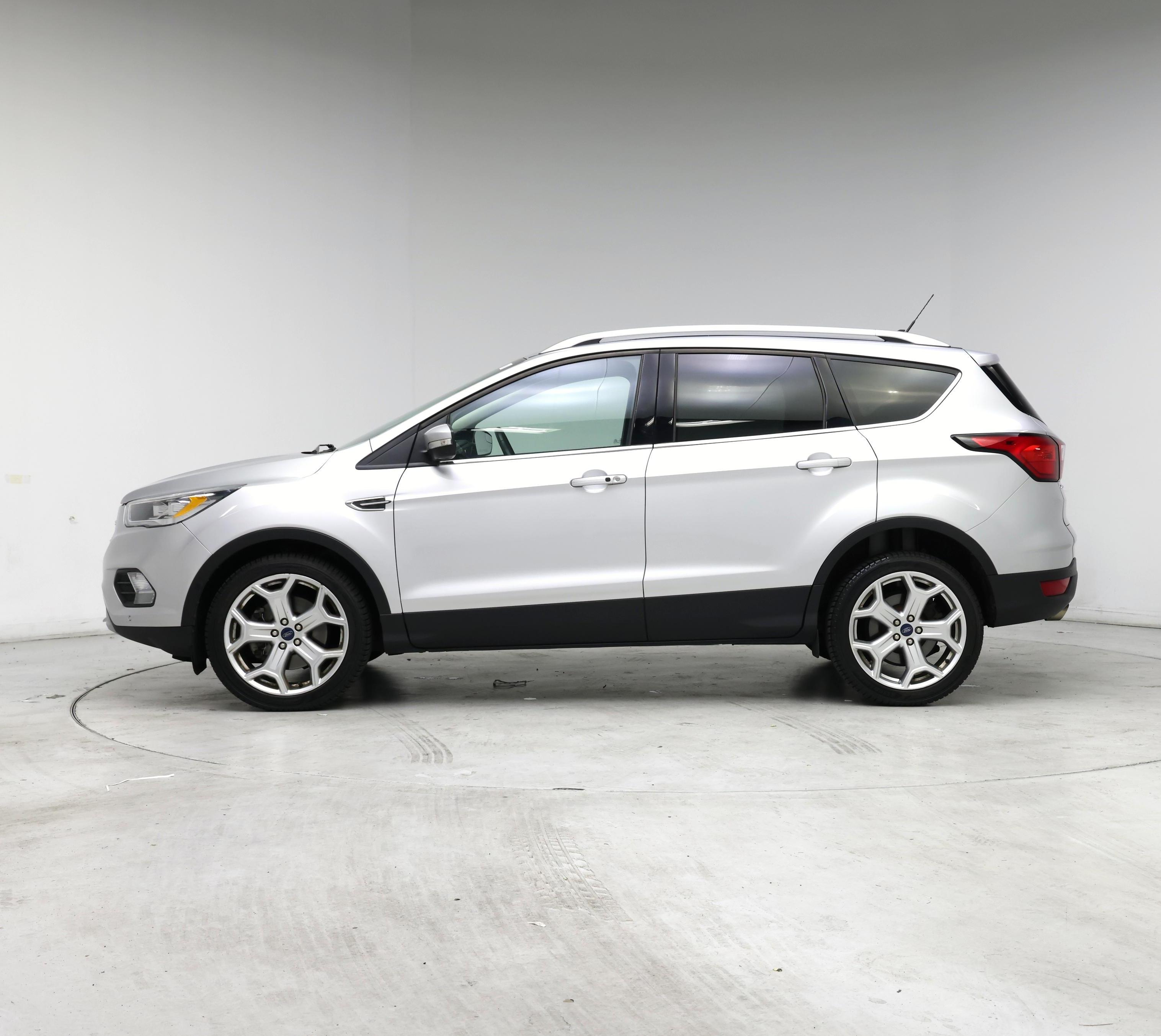 Thumbnail: 2019 Ford Escape - 3