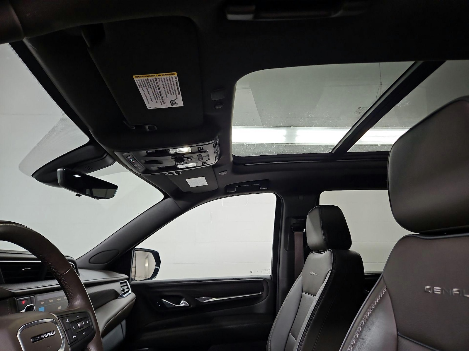 2021 GMC Yukon Denali - Photo 21