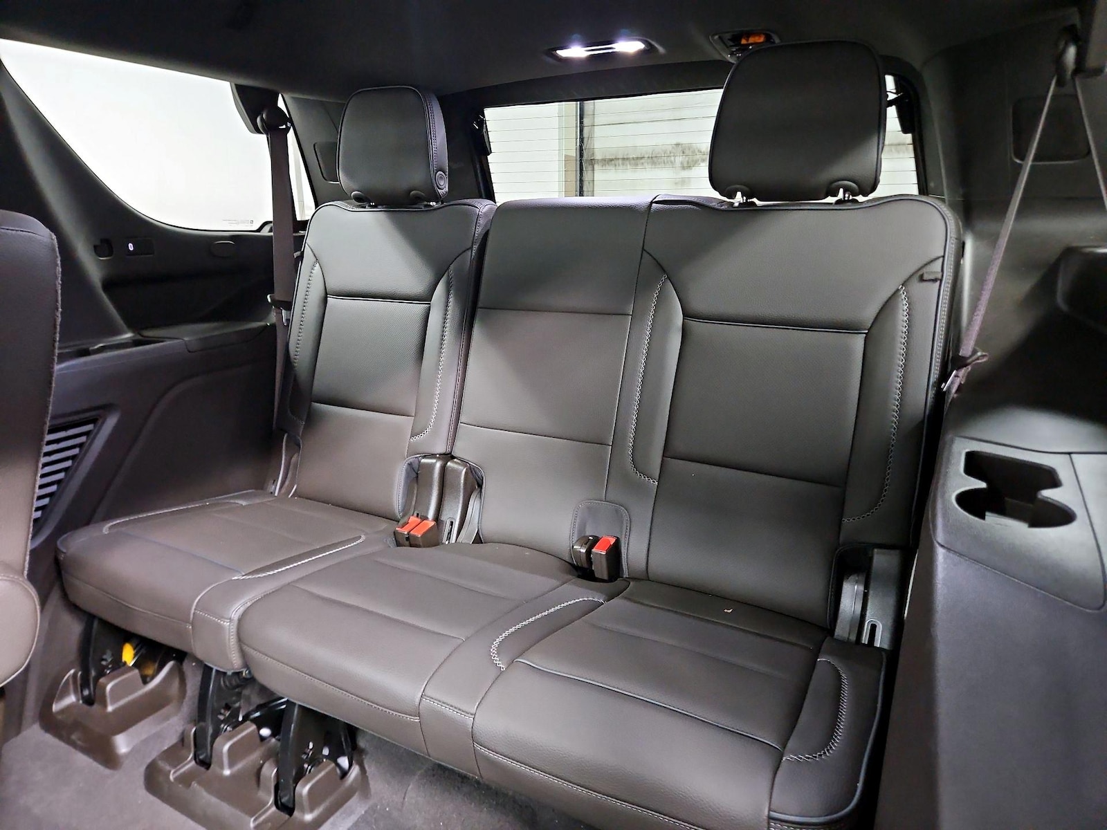 2021 GMC Yukon Denali - Photo 23