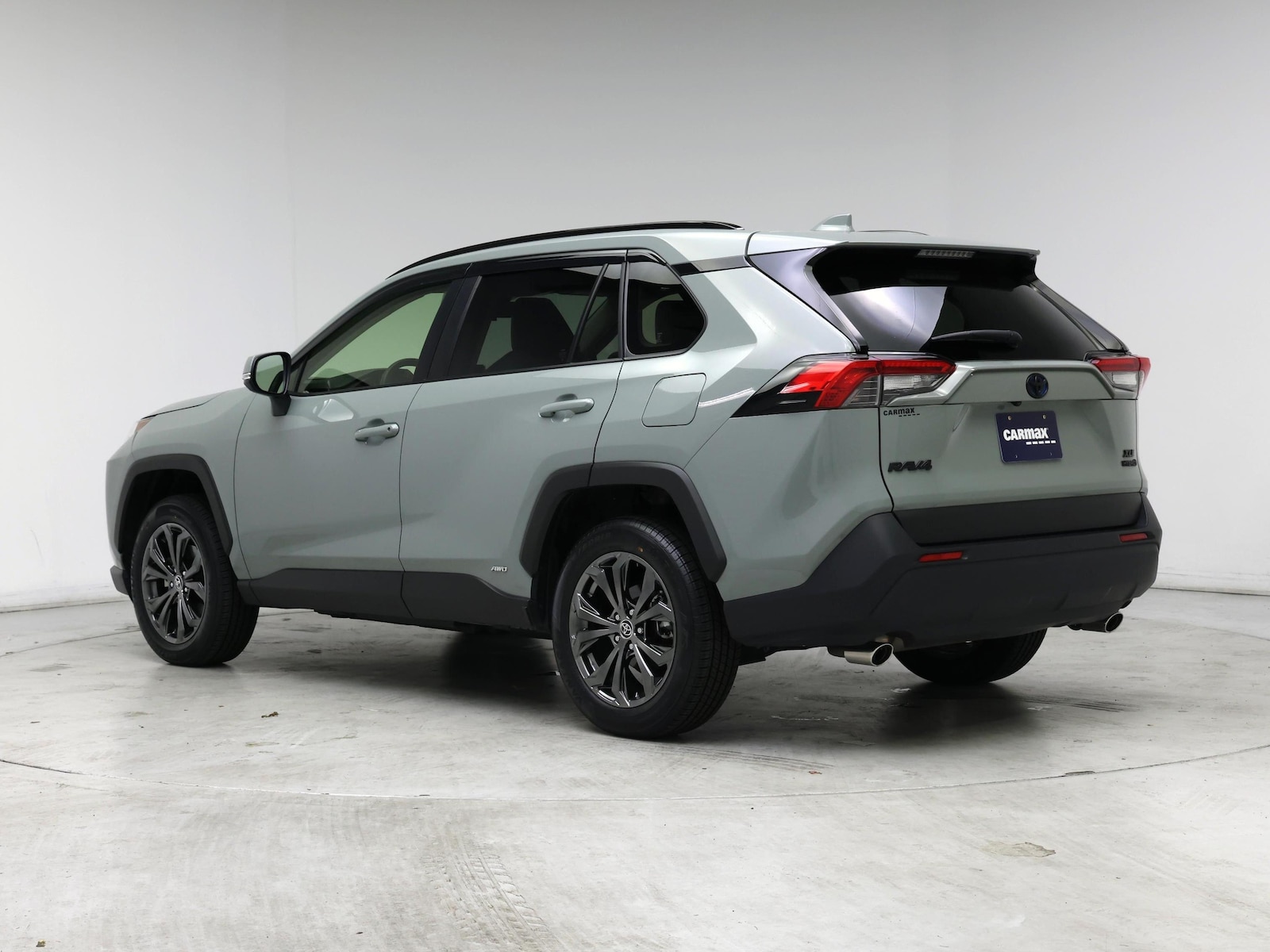 2023 Toyota RAV4 XLE Premium - Photo 3