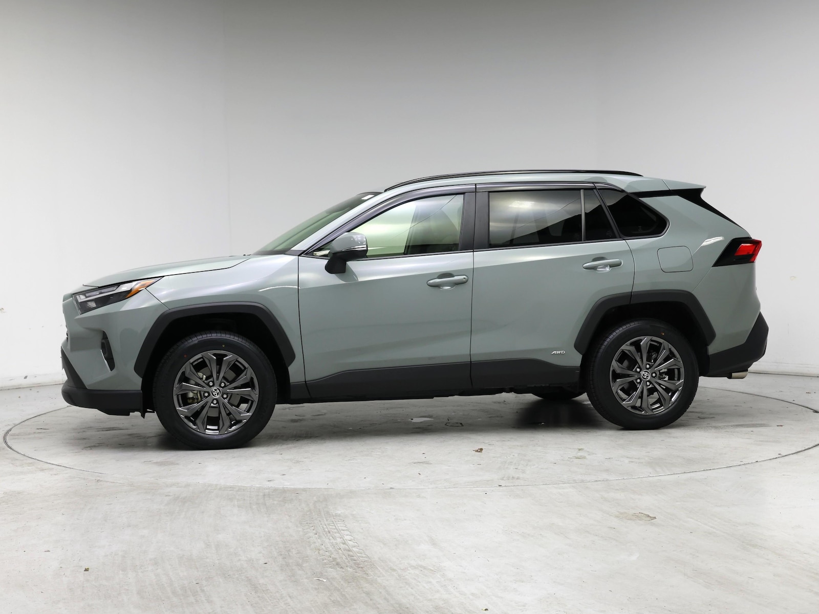 2023 Toyota RAV4 XLE Premium - Photo 4