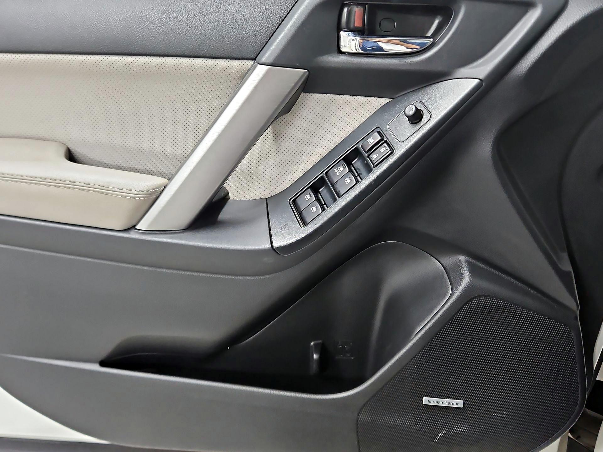 Thumbnail: 2016 Subaru Forester - 12