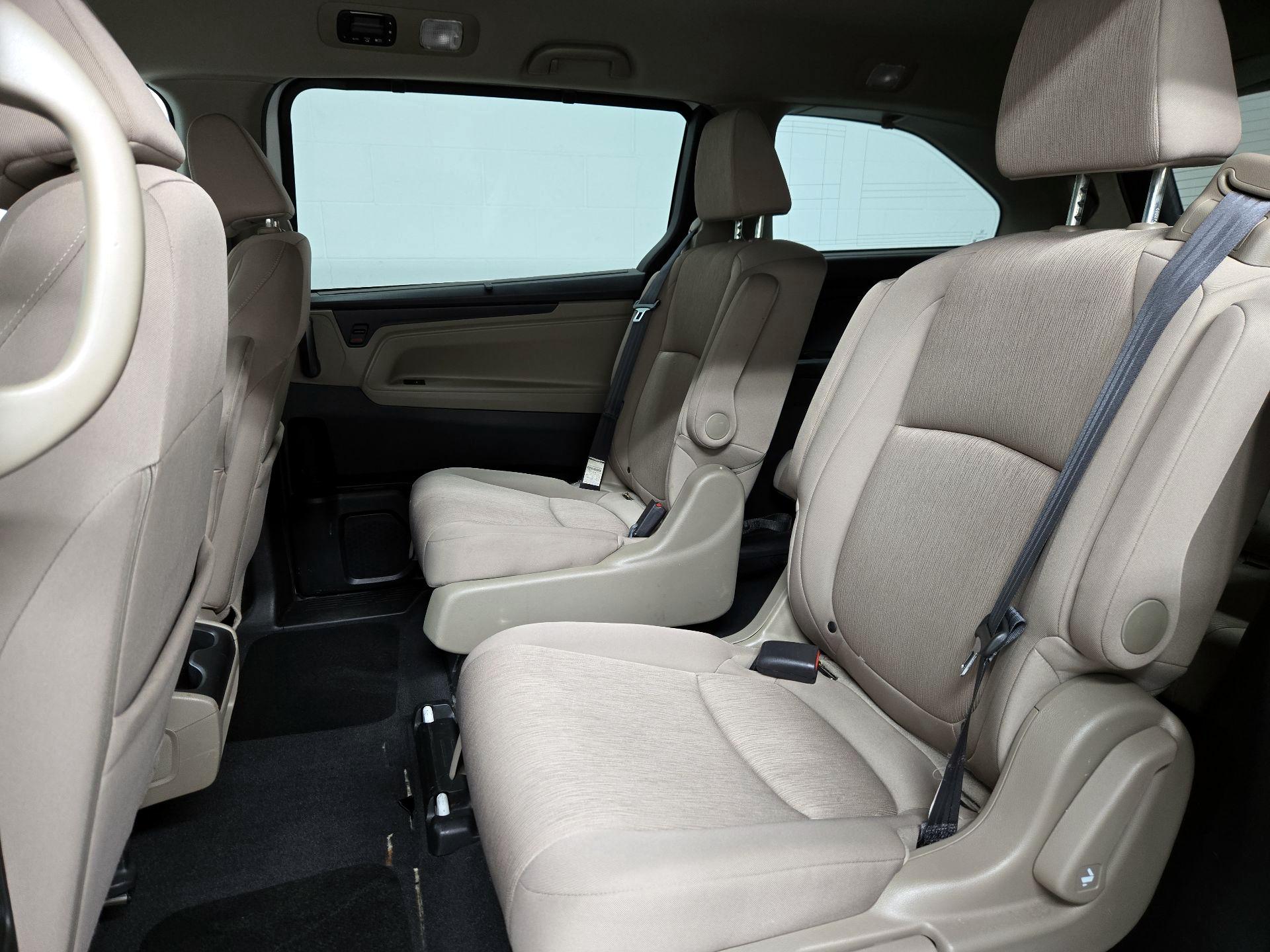 Thumbnail: 2019 Honda Odyssey - 19