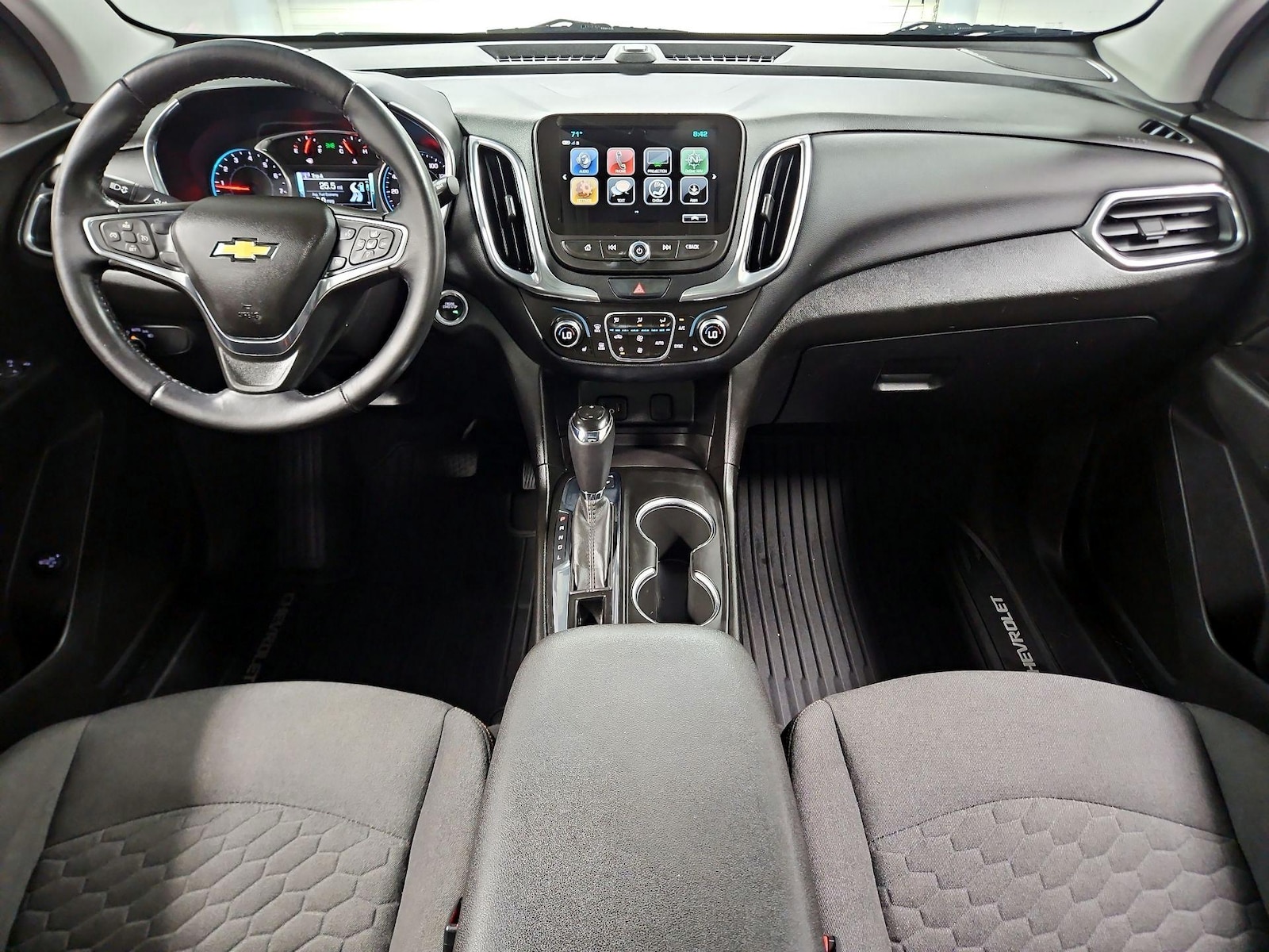2018 Chevrolet Equinox LT - Photo 10