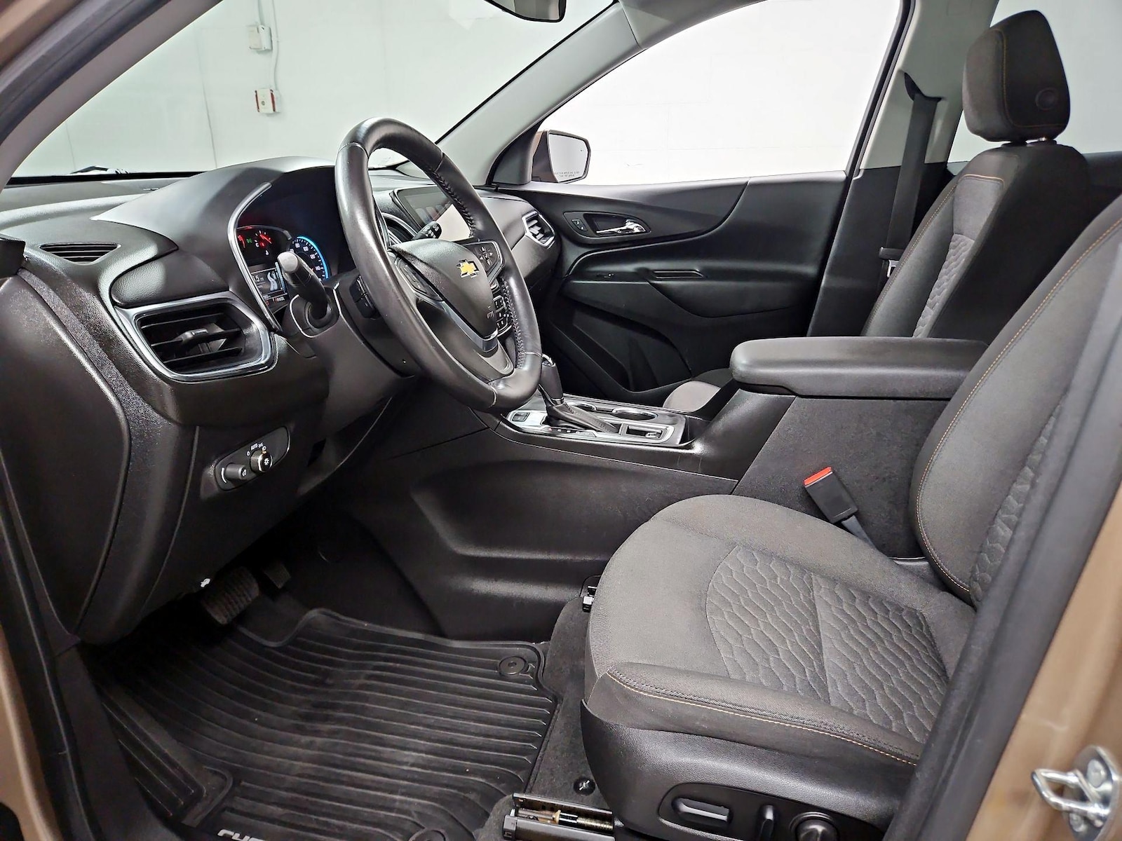2018 Chevrolet Equinox LT - Photo 12