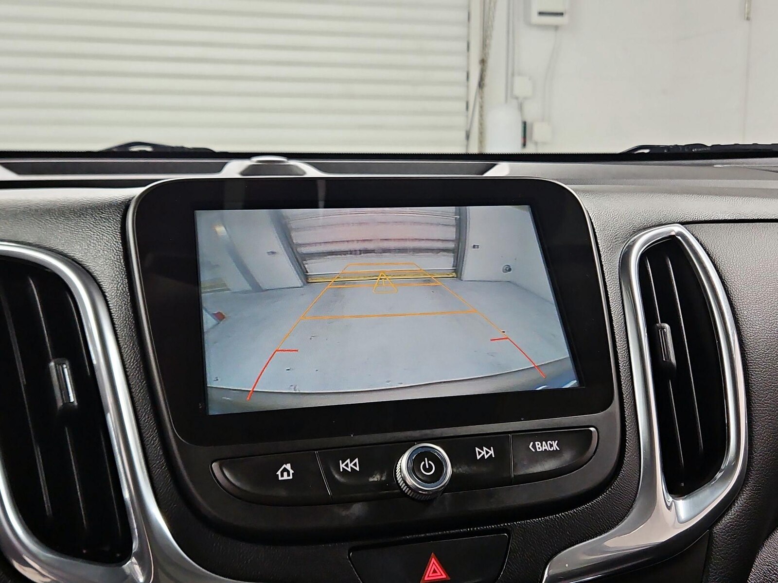 2018 Chevrolet Equinox LT - Photo 15