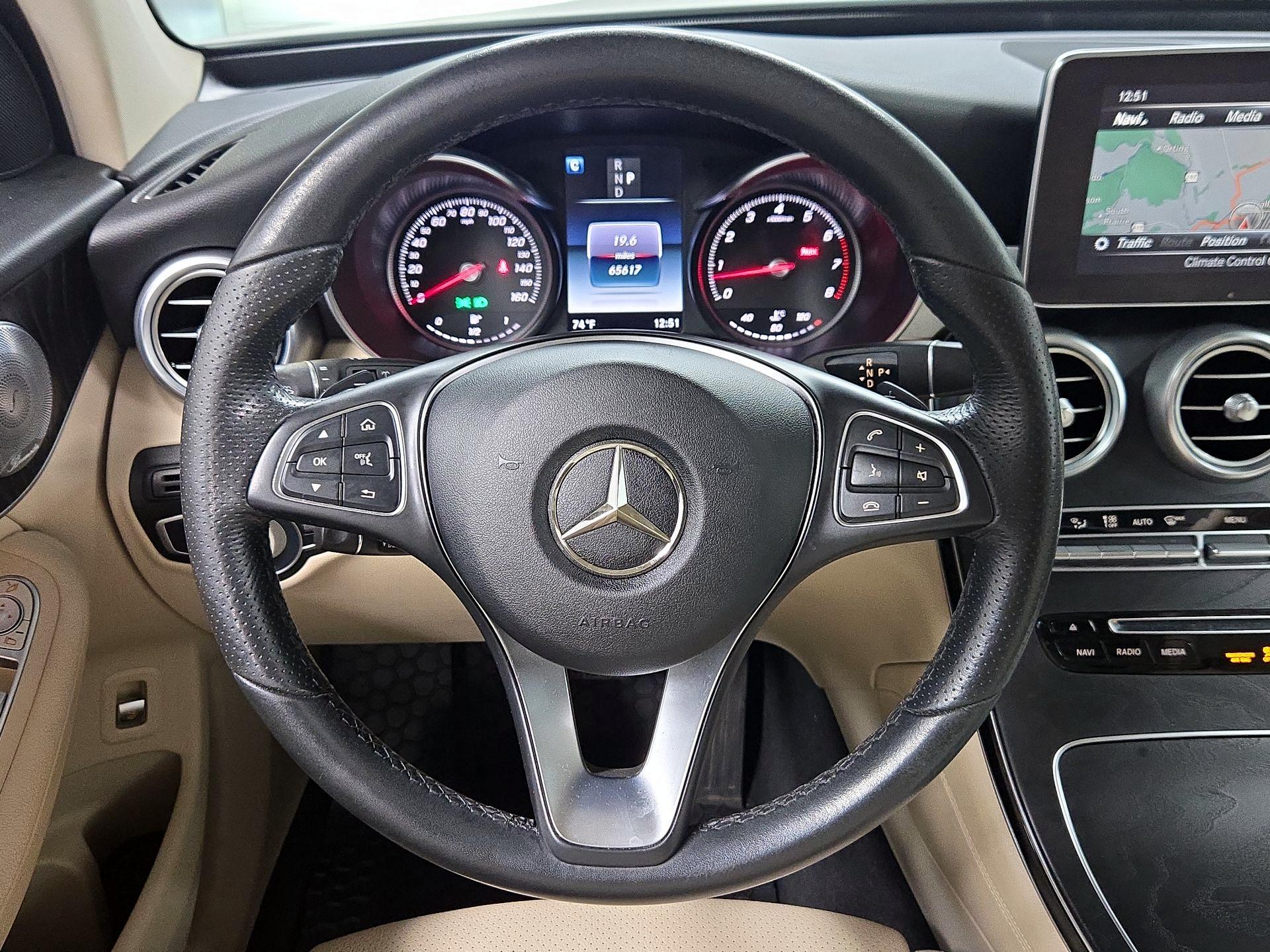 Thumbnail: 2017 Mercedes-Benz GLC - 10
