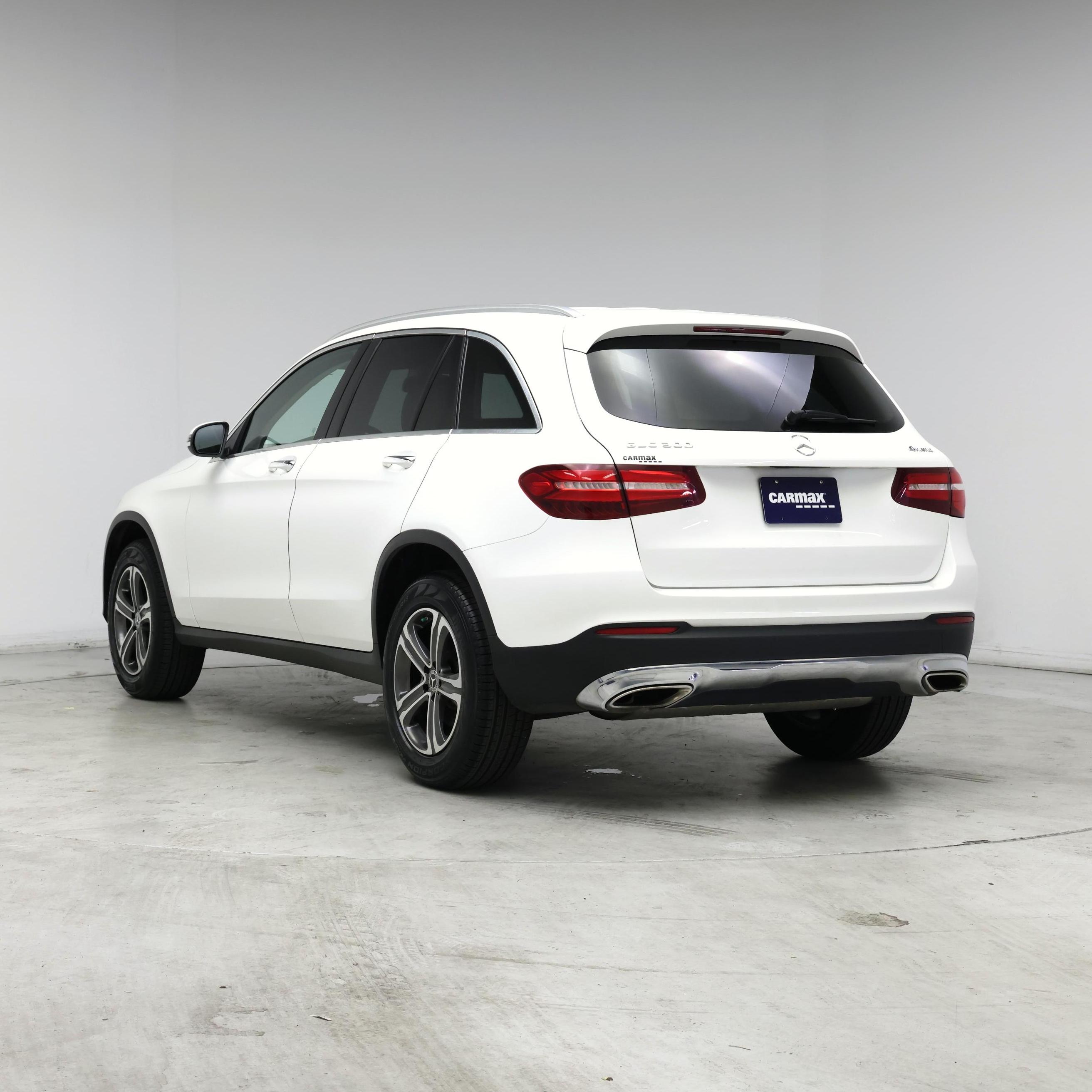 Thumbnail: 2017 Mercedes-Benz GLC - 2