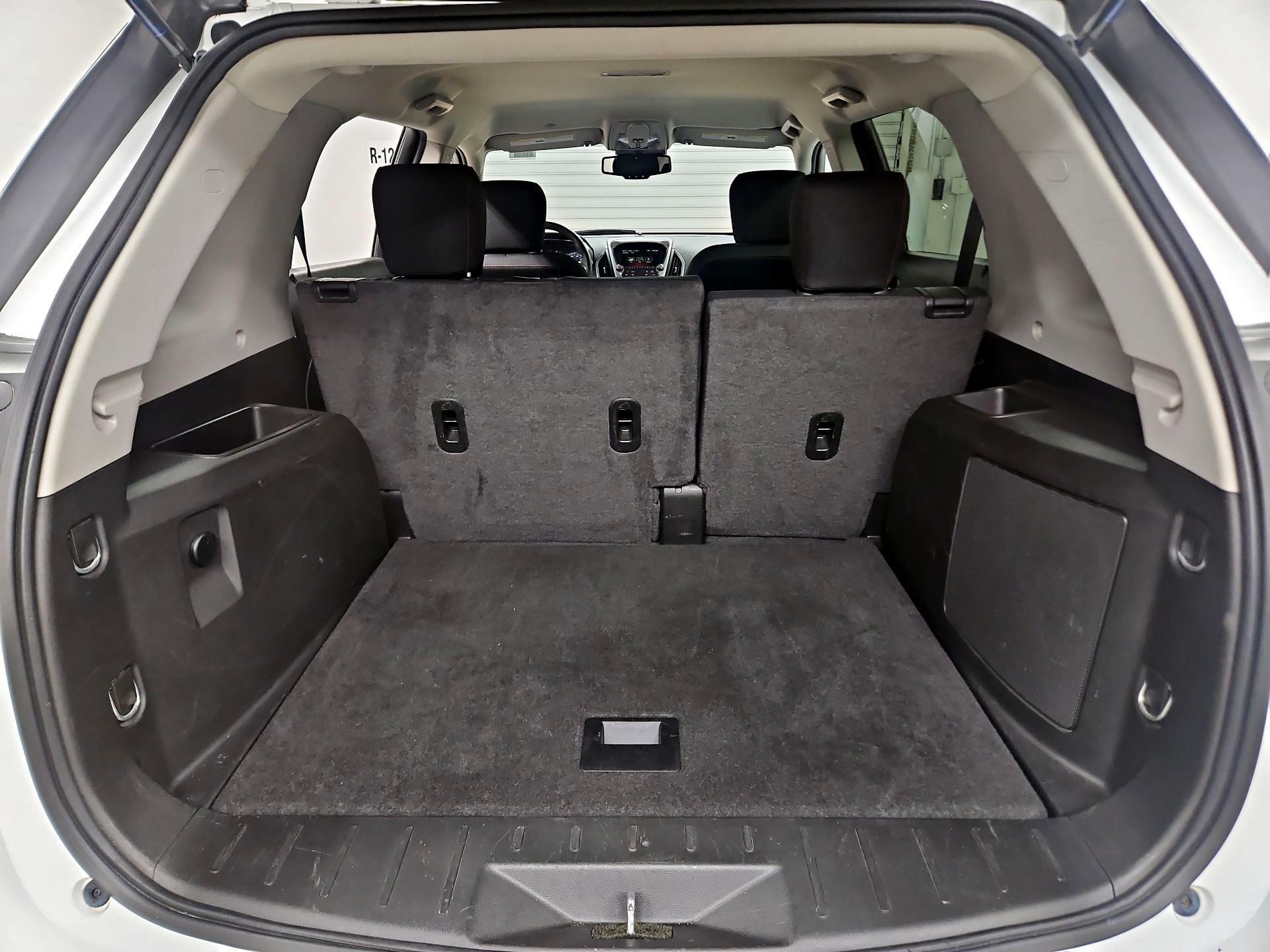 Thumbnail: 2015 GMC Terrain - 19