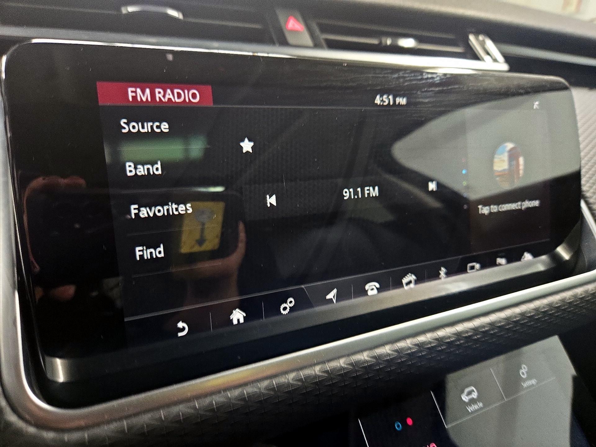 Thumbnail: 2019 Land Rover Range Rover Velar - 16