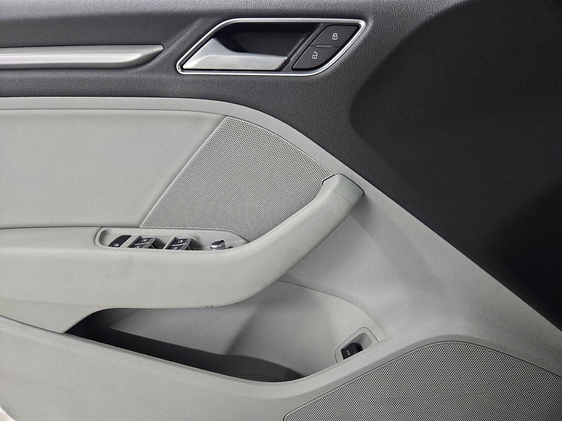 Thumbnail: 2016 Audi A3 - 12