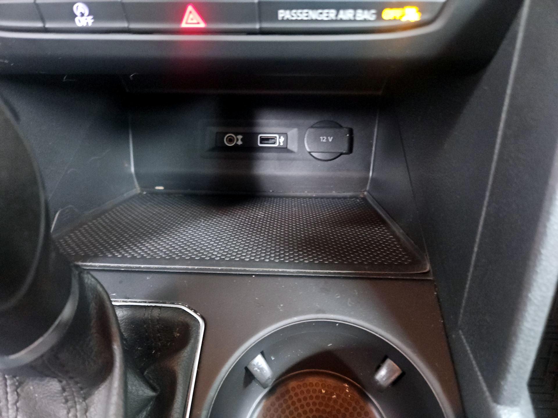 Thumbnail: 2018 Volkswagen Atlas - 18