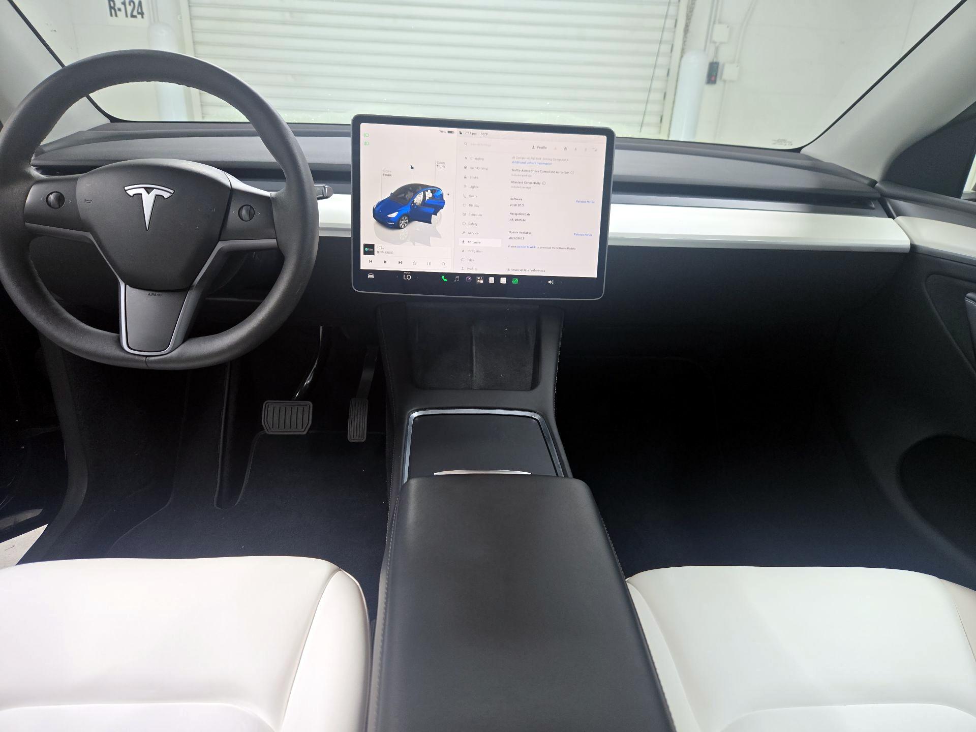 Thumbnail: 2023 Tesla Model Y - 9