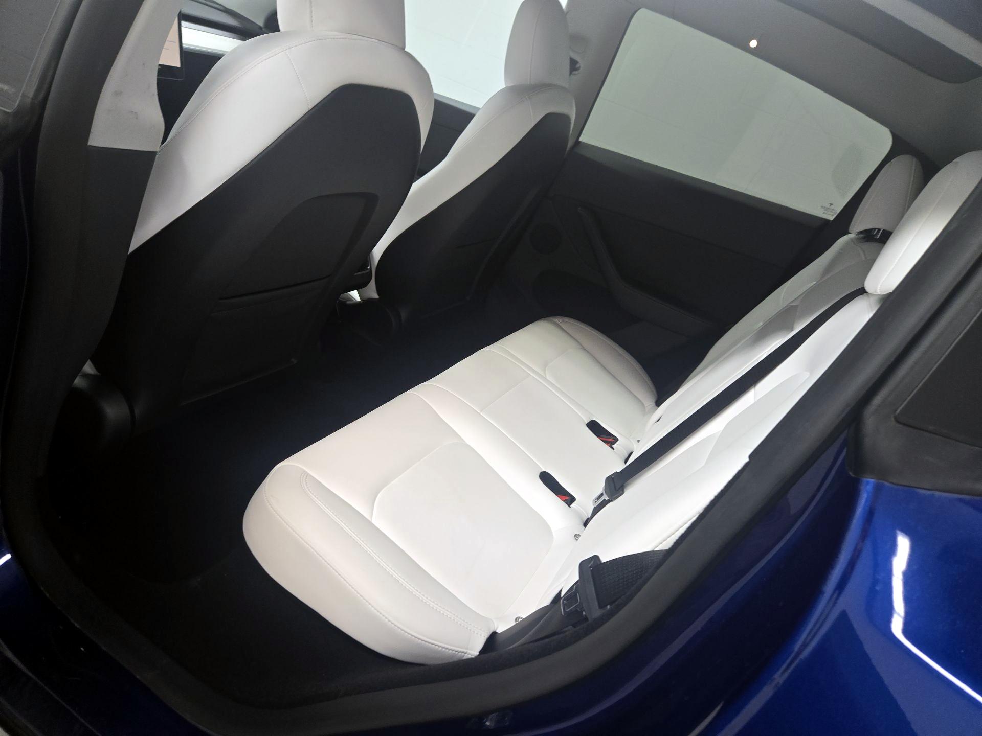 Thumbnail: 2023 Tesla Model Y - 18