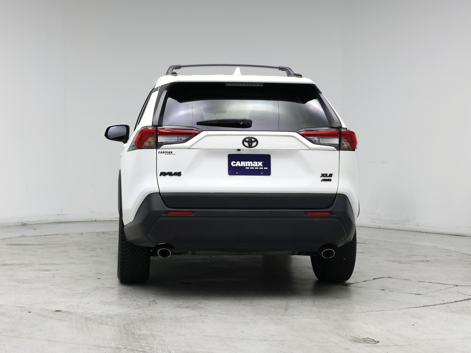 2019 Toyota RAV4 XLE Premium - Photo 7