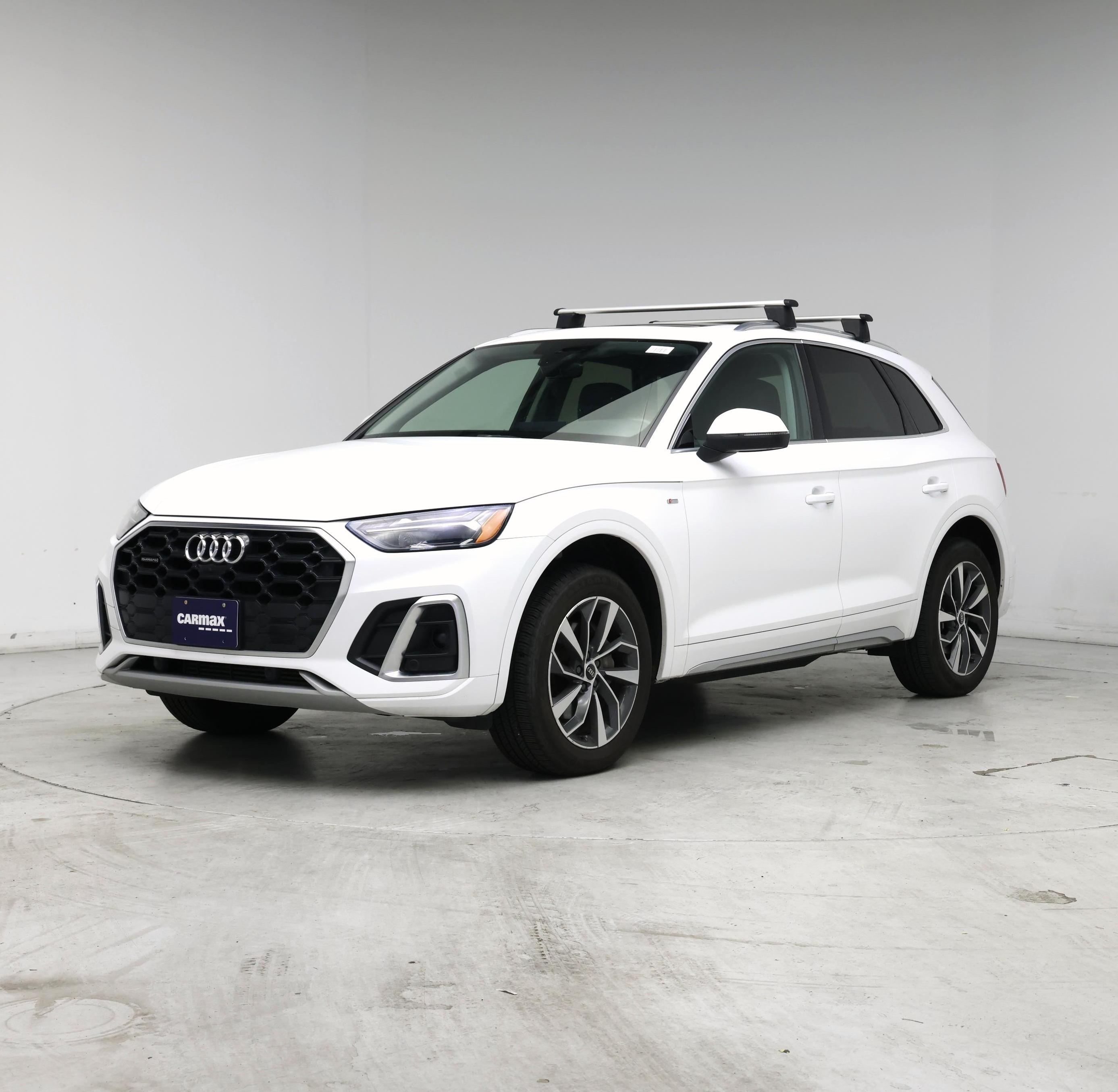 Thumbnail: 2023 Audi Q5 - 4