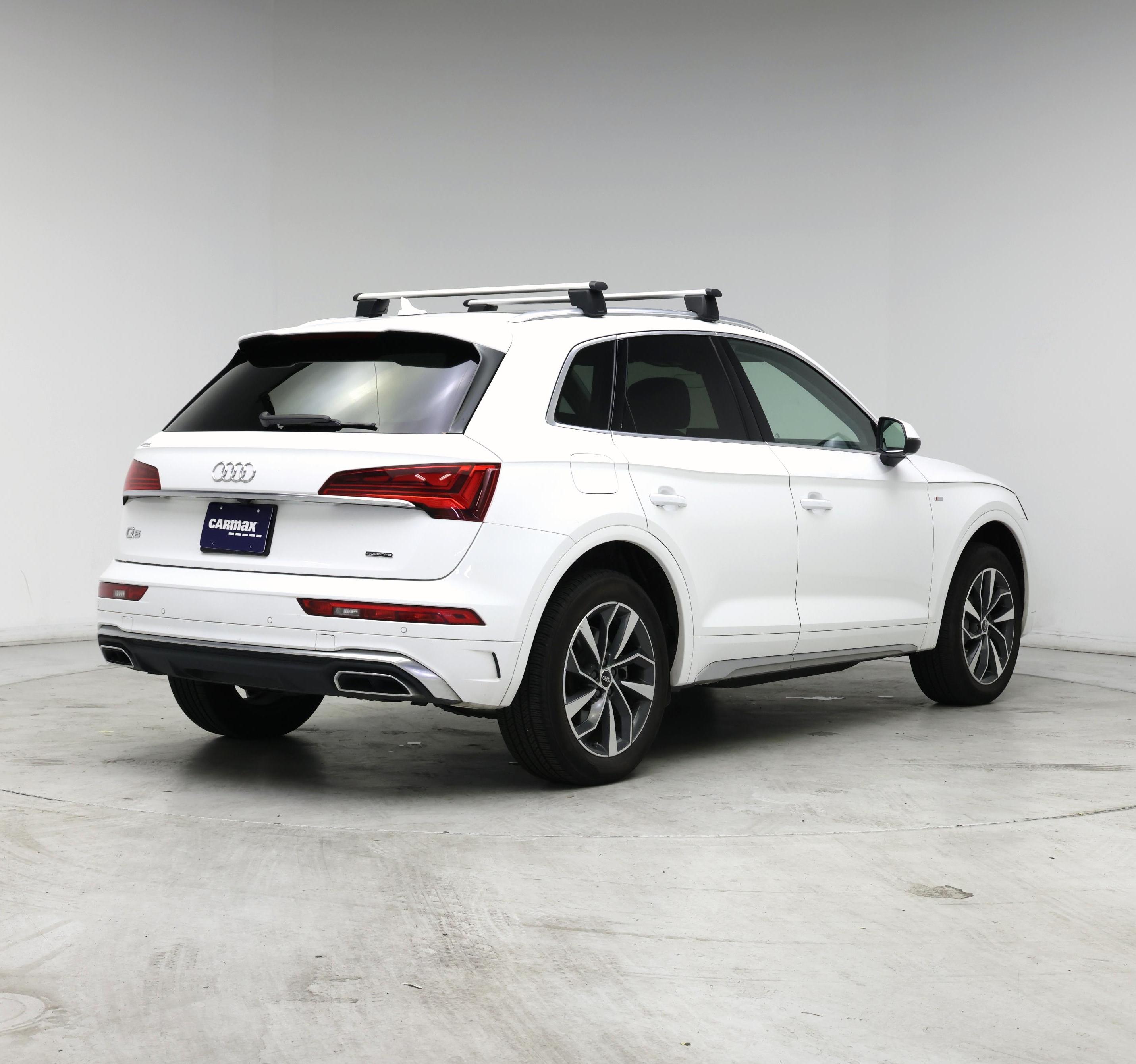 Thumbnail: 2023 Audi Q5 - 8