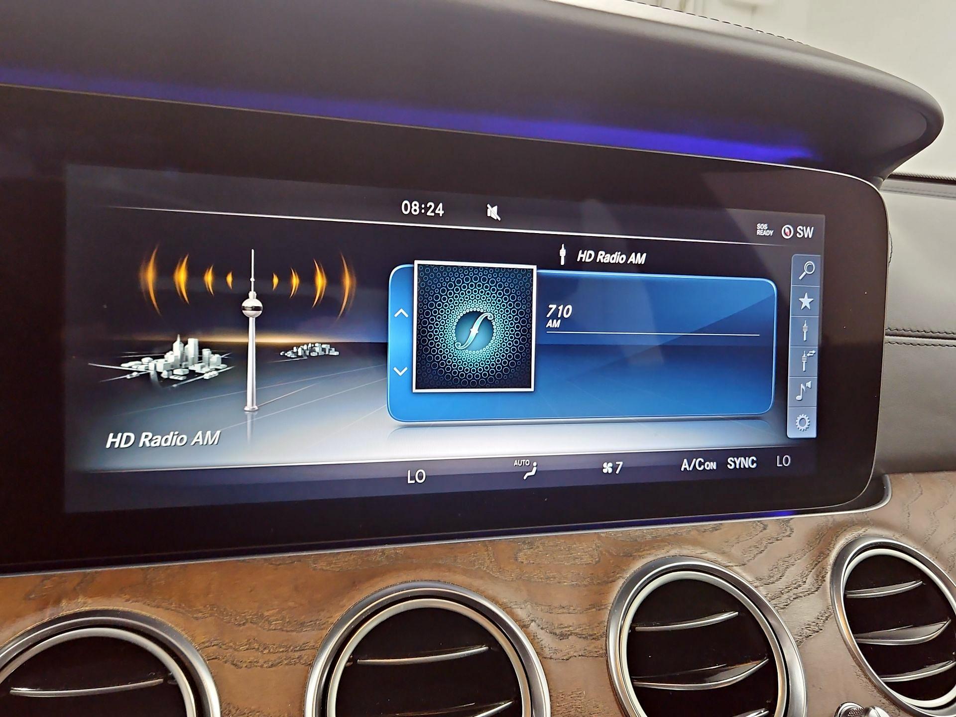 Thumbnail: 2017 Mercedes-Benz E-Class - 16