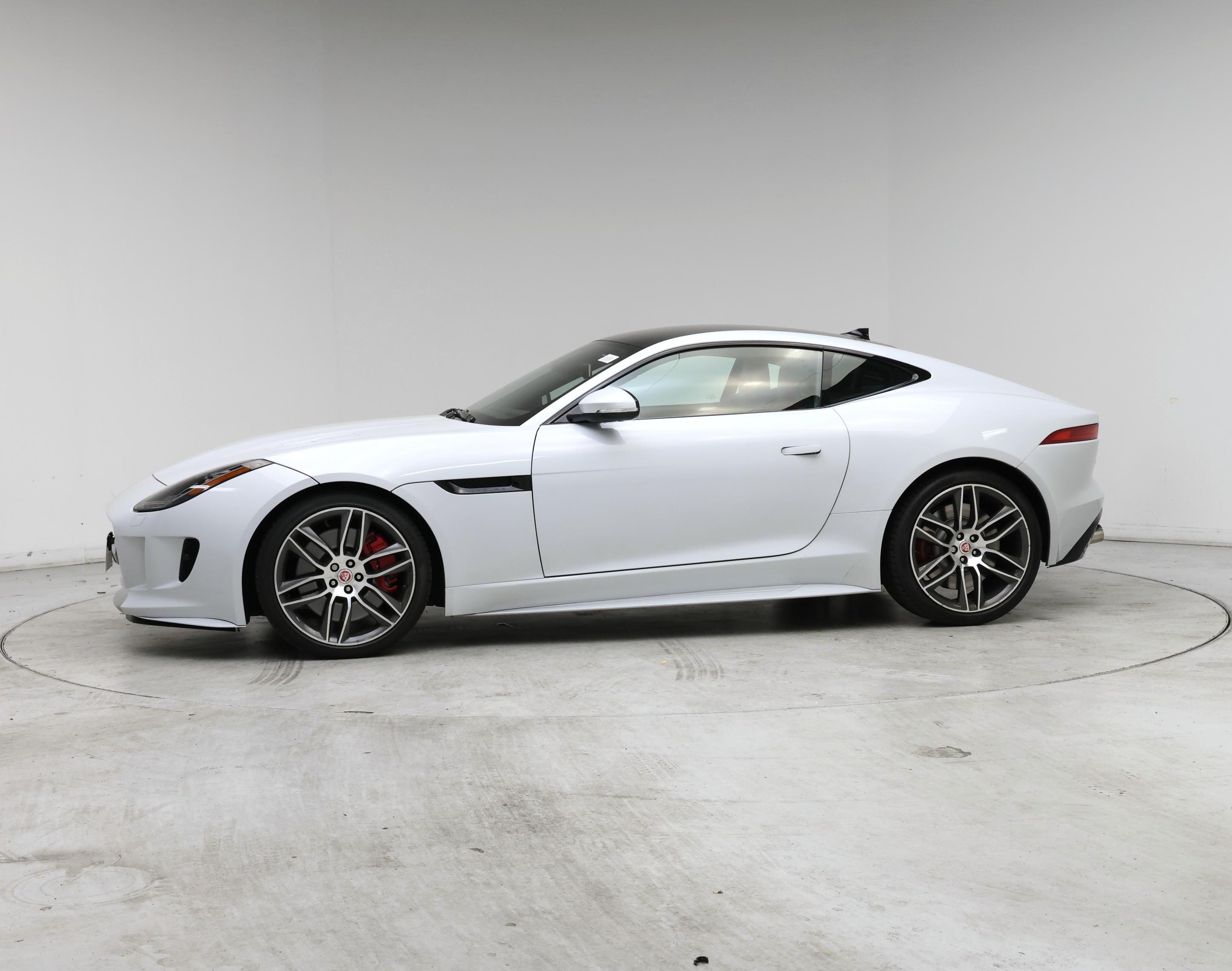 Thumbnail: 2016 Jaguar F-Type - 3