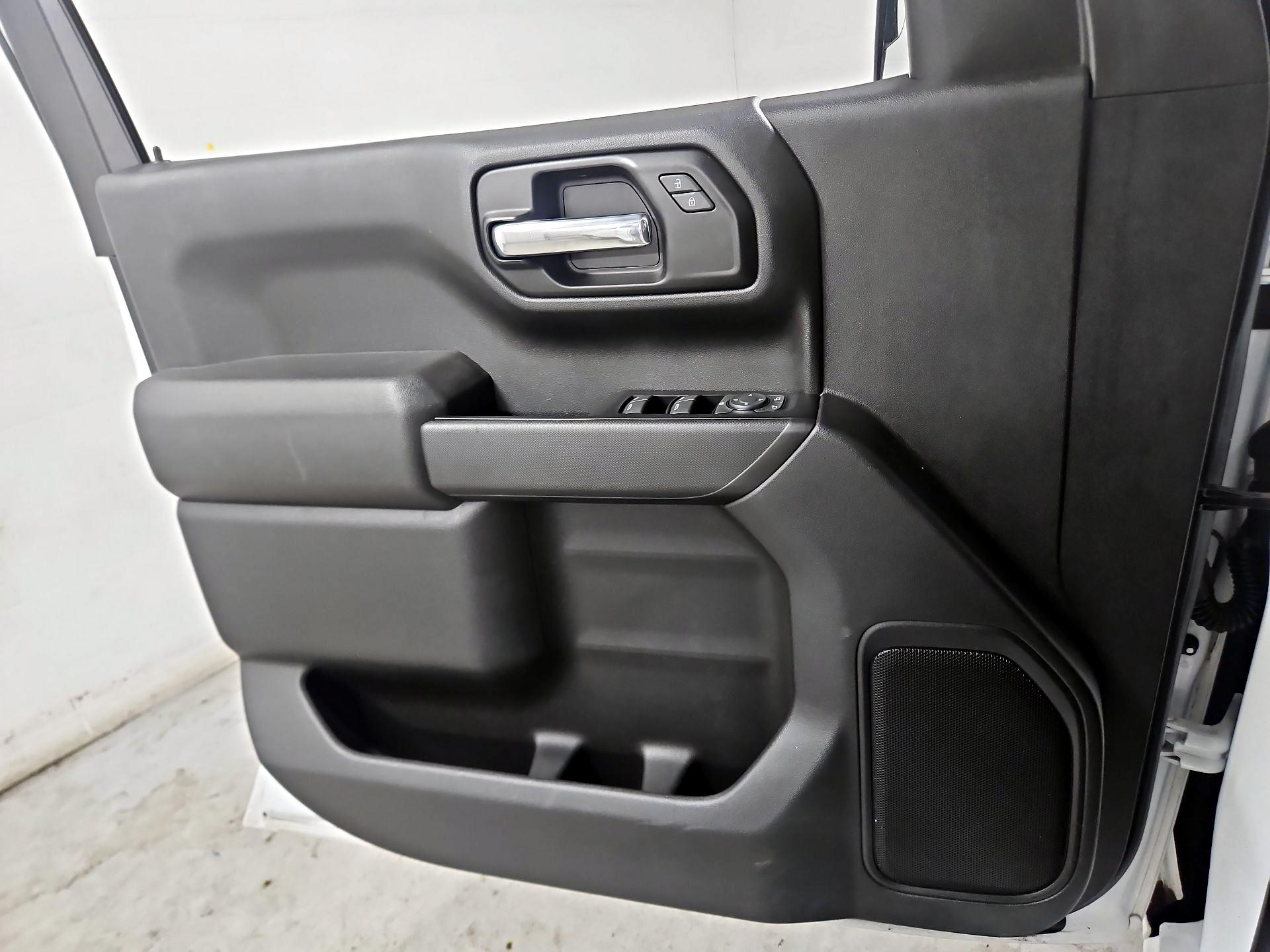 Thumbnail: 2019 Chevrolet Silverado 1500 - 12