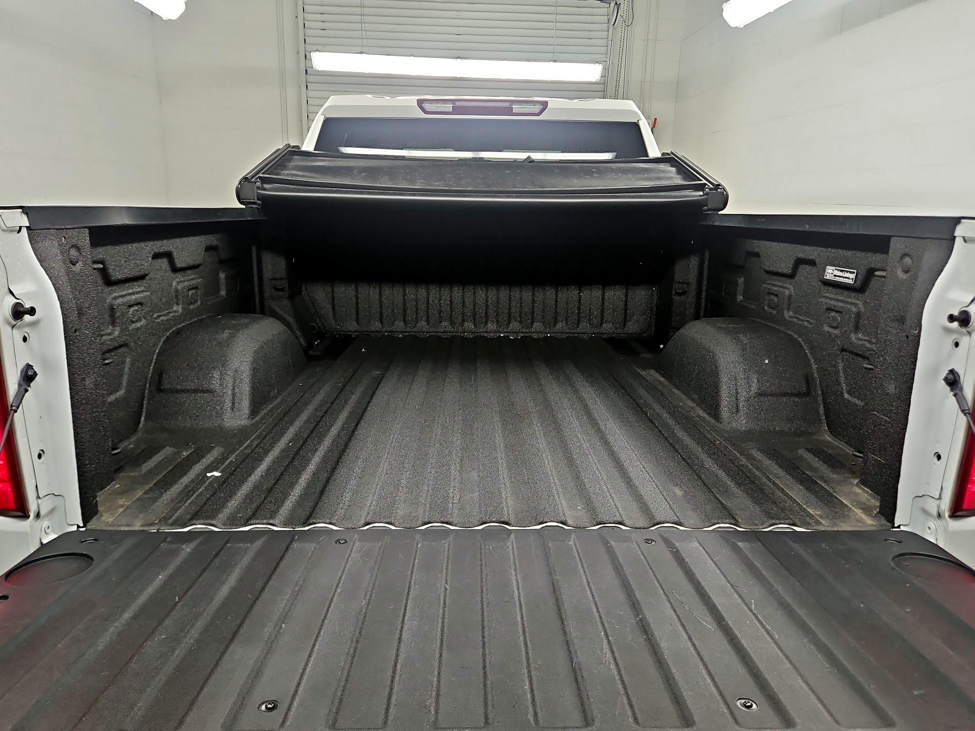 Thumbnail: 2019 Chevrolet Silverado 1500 - 20