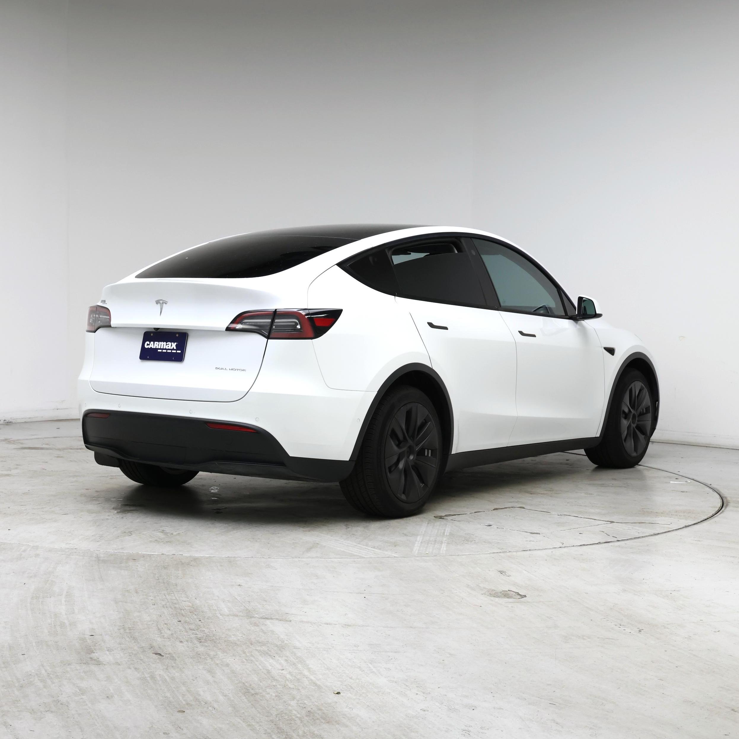 Thumbnail: 2021 Tesla Model Y - 8
