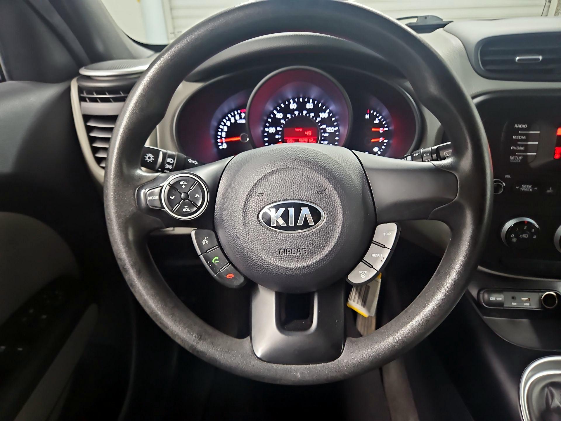 Thumbnail: 2015 Kia Soul - 10