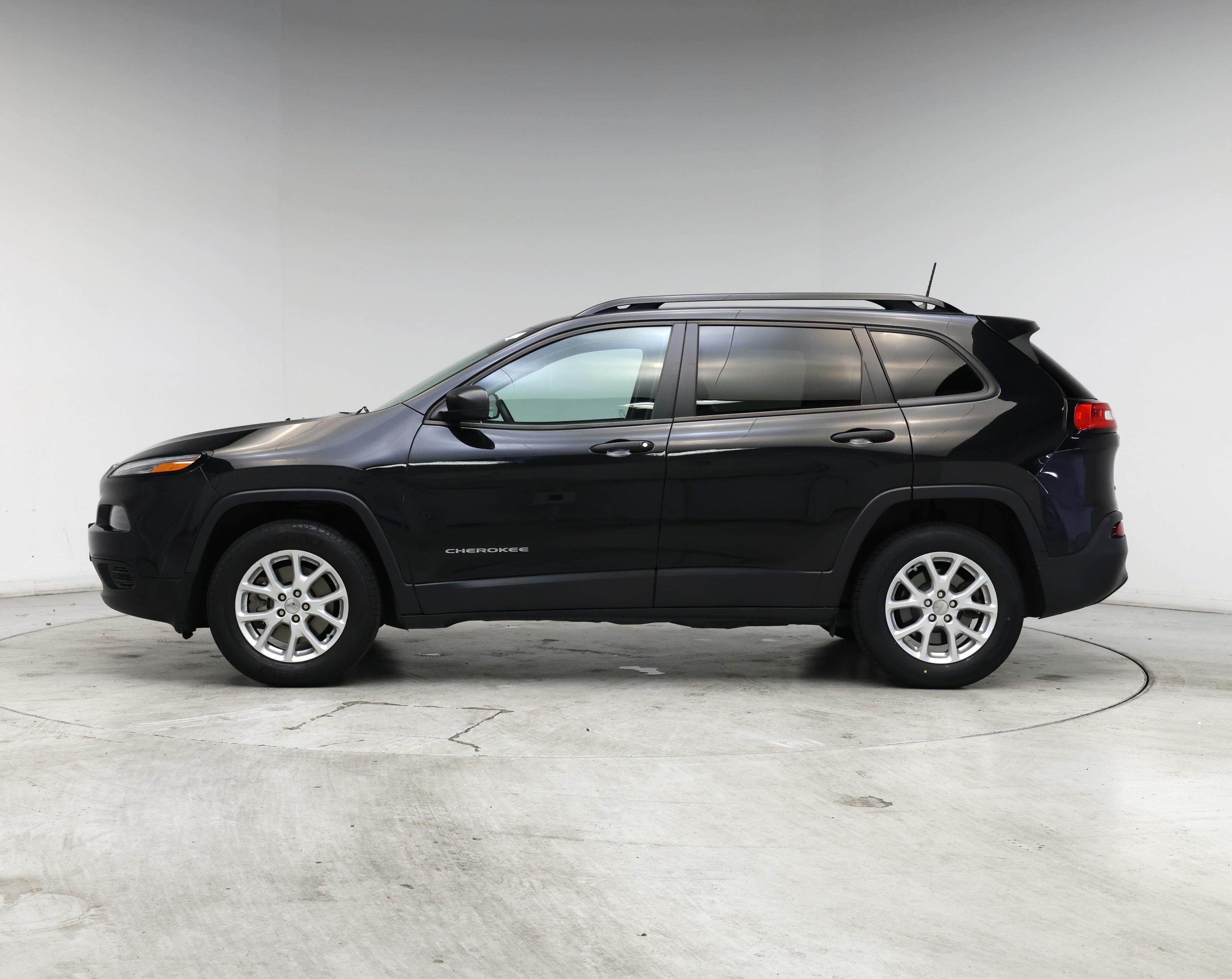 Thumbnail: 2016 Jeep Cherokee - 3